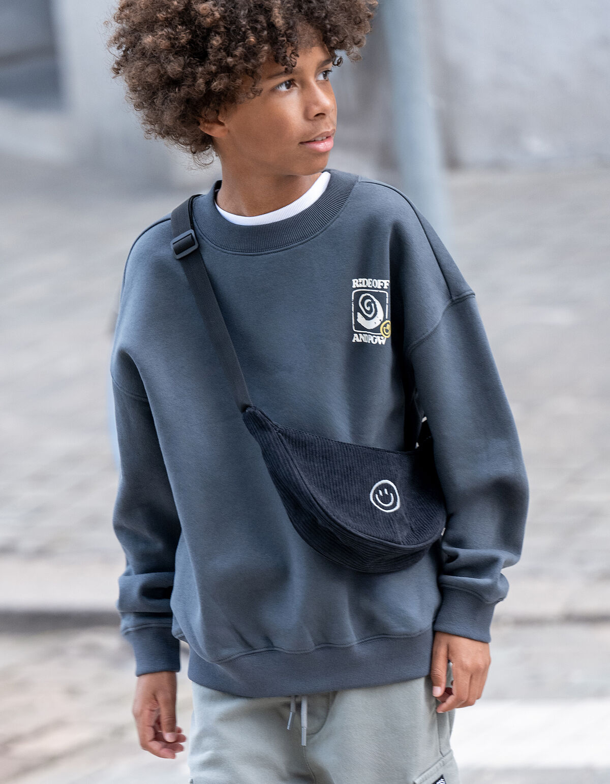 Pow Artwork Pullover Dunkelgrün SHOEBY BOYS