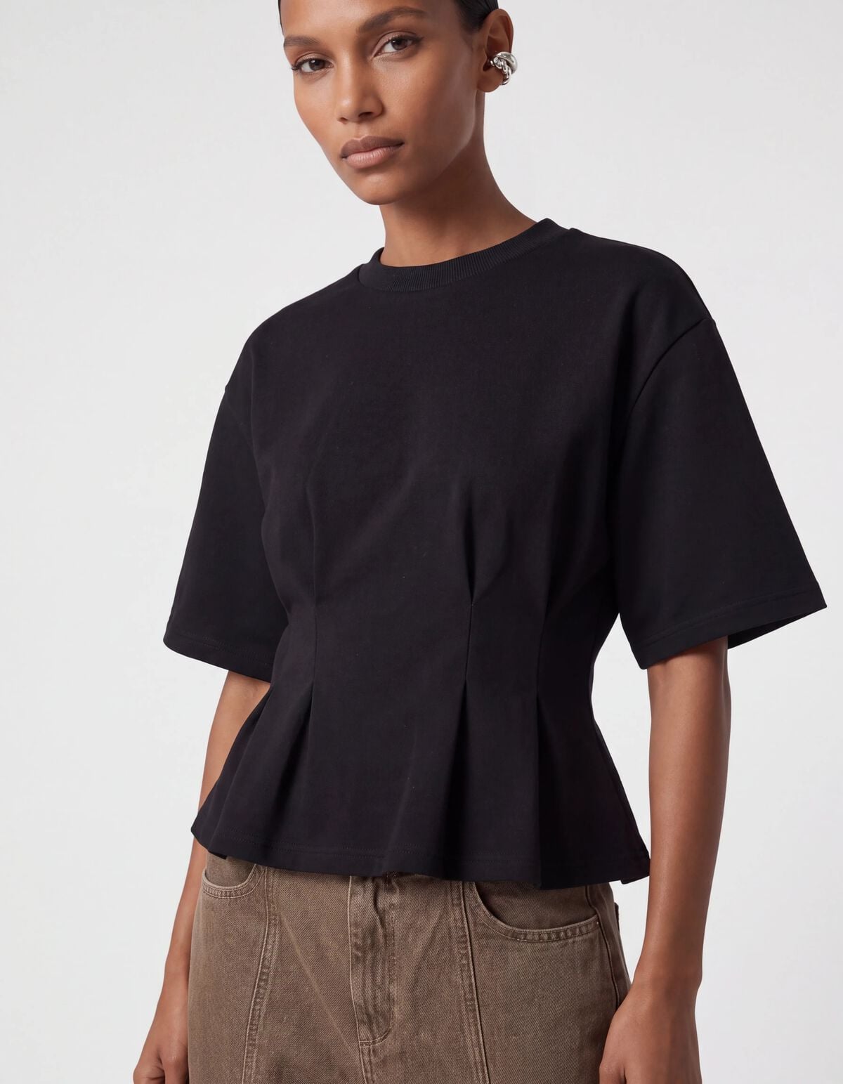 Peplum Scuba T-shirt Schwarz SHOEBY WOMEN