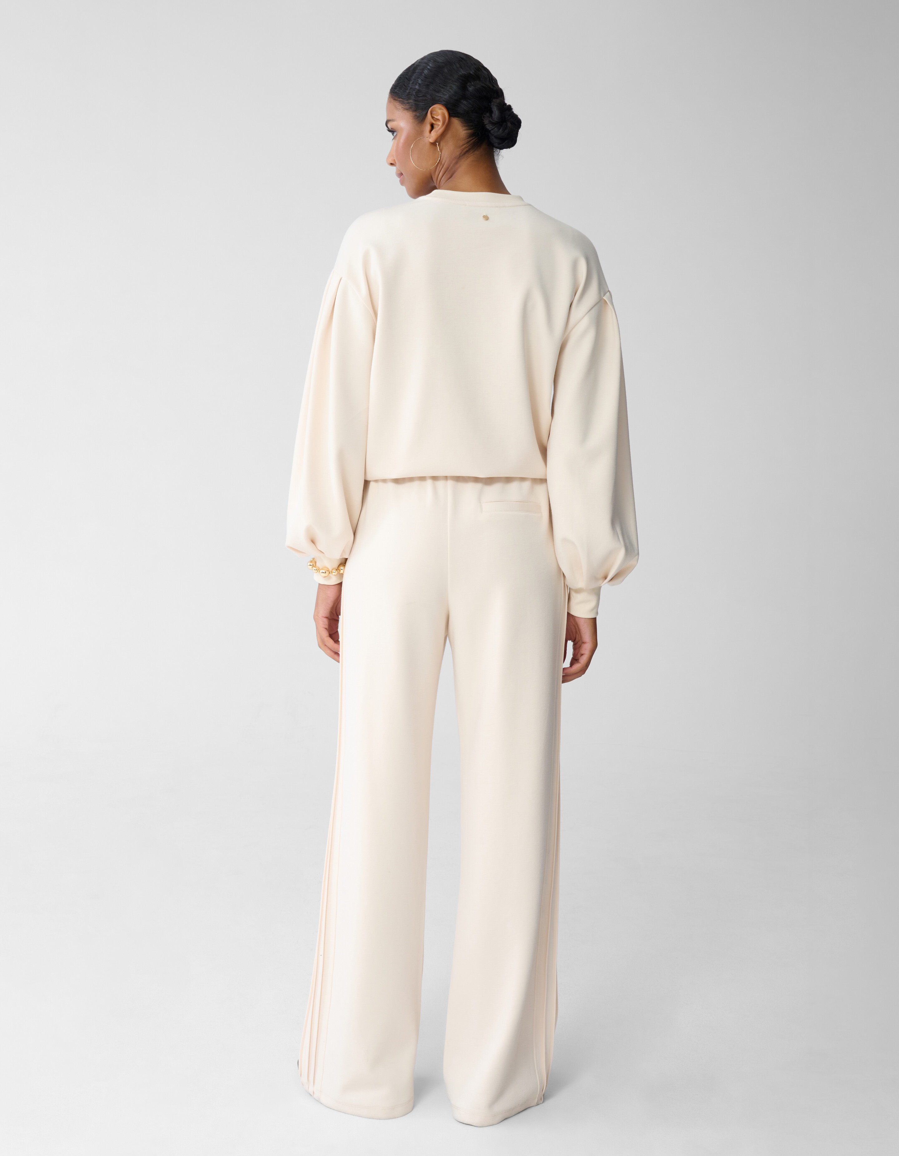 Weite Beinform Hose Gebrochen Weiß Bei Fred SHOEBY WOMEN