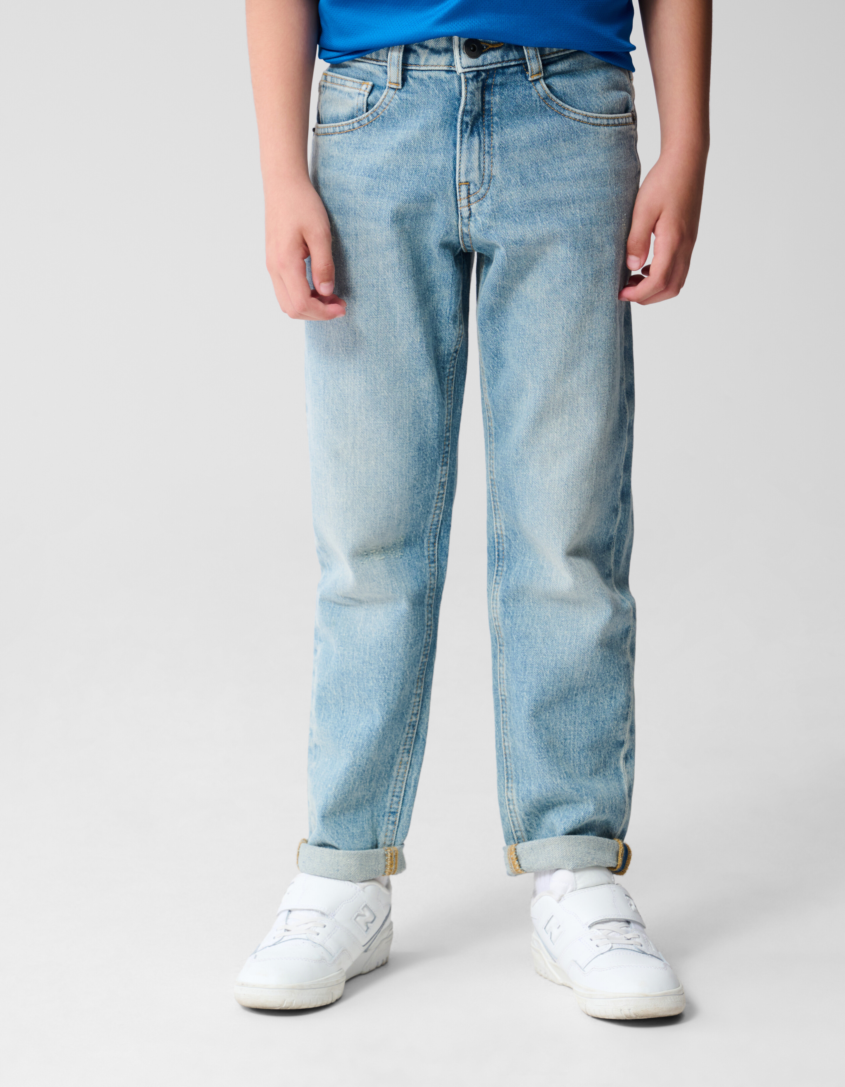 Tapered Fit Jeans Gebleicht SHOEBY BOYS
