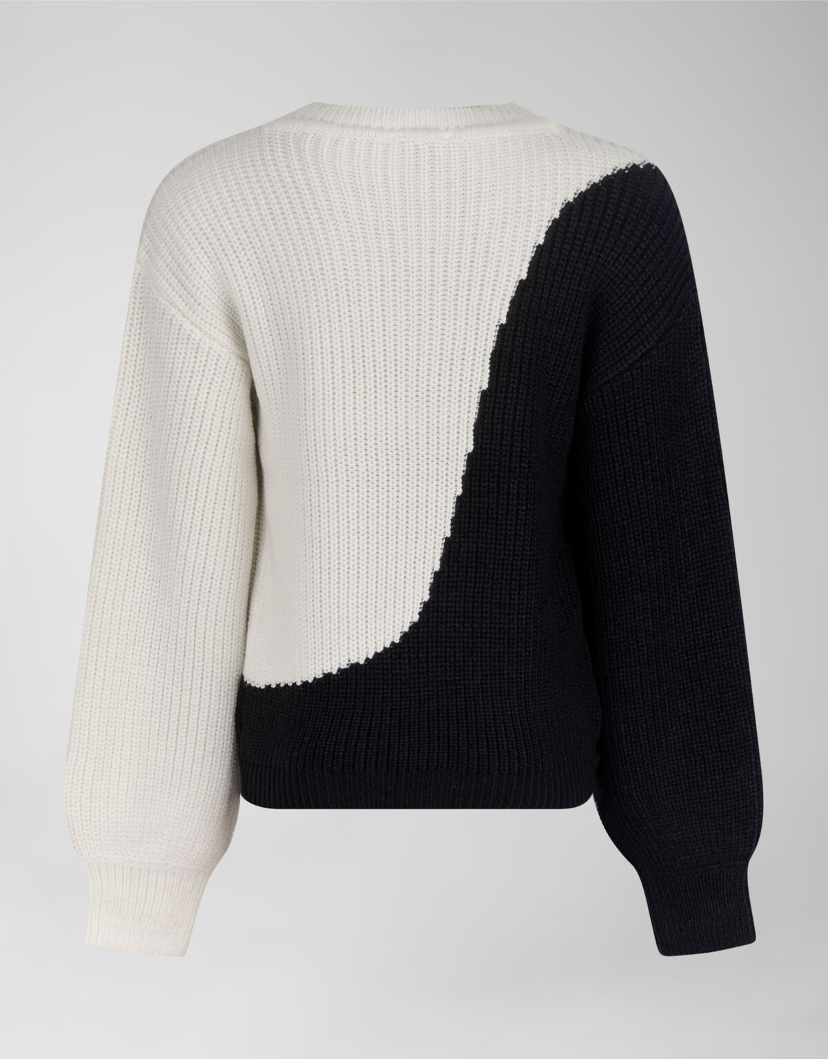 Flowy Heart Pullover Schwarz SHOEBY GIRLS