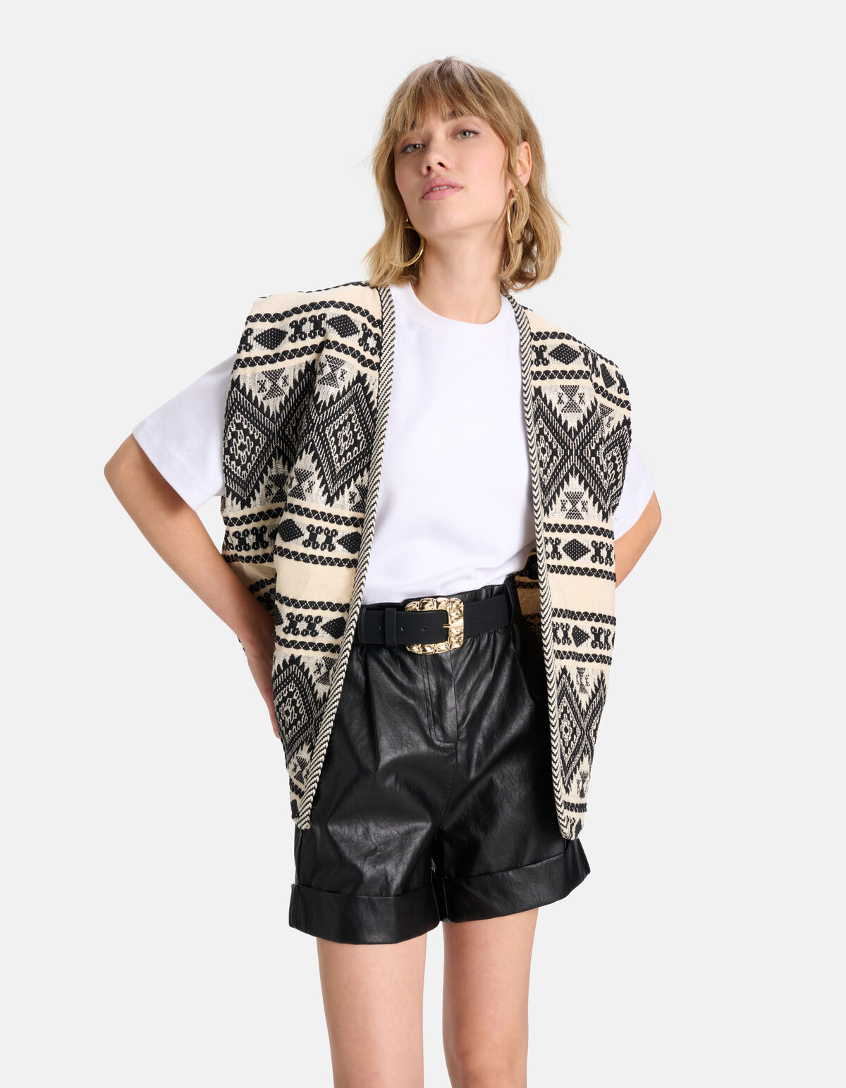 Gilet mit Aztekenmuster Schwarz/Weiß SHOEBY WOMEN