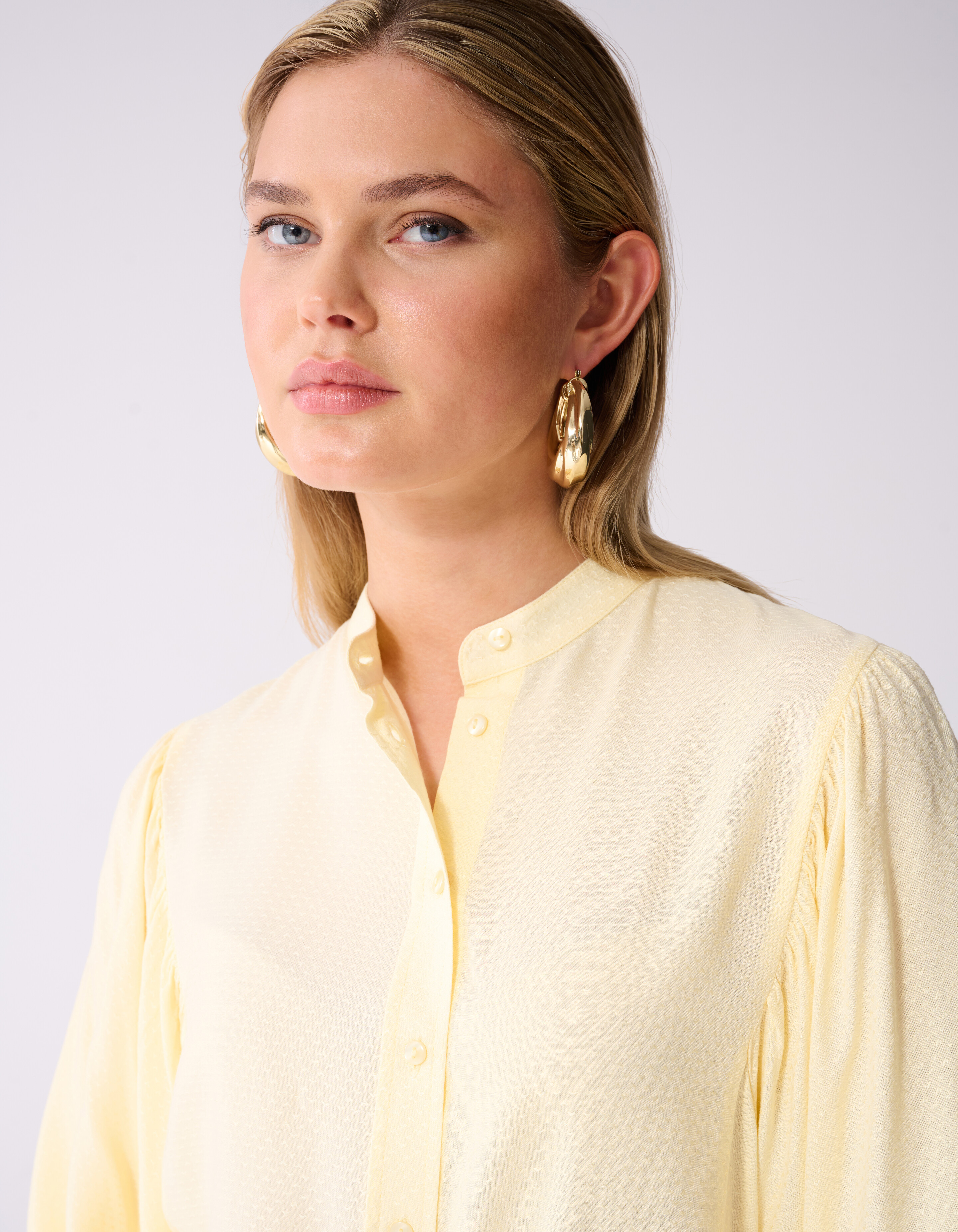 Flie&szlig;endes Oberteil Hellgelb SHOEBY WOMEN