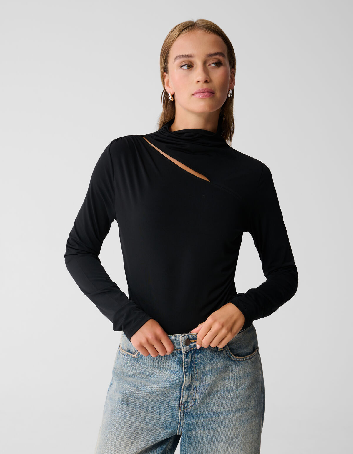 Ausgeschnittenes Top Schwarz SHOEBY WOMEN