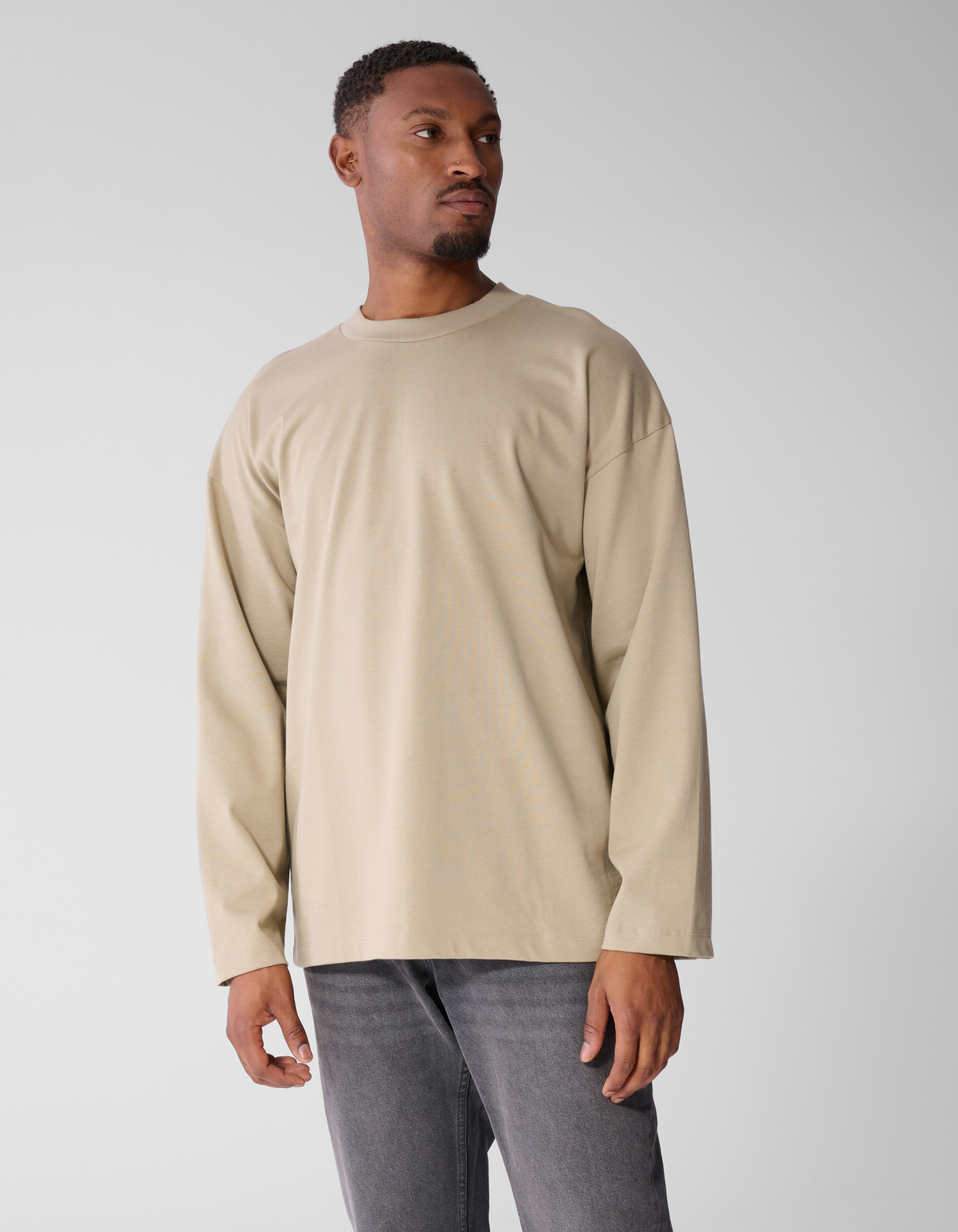Basis Relaxed Fit Longsleeve Beige SHOEBY MEN