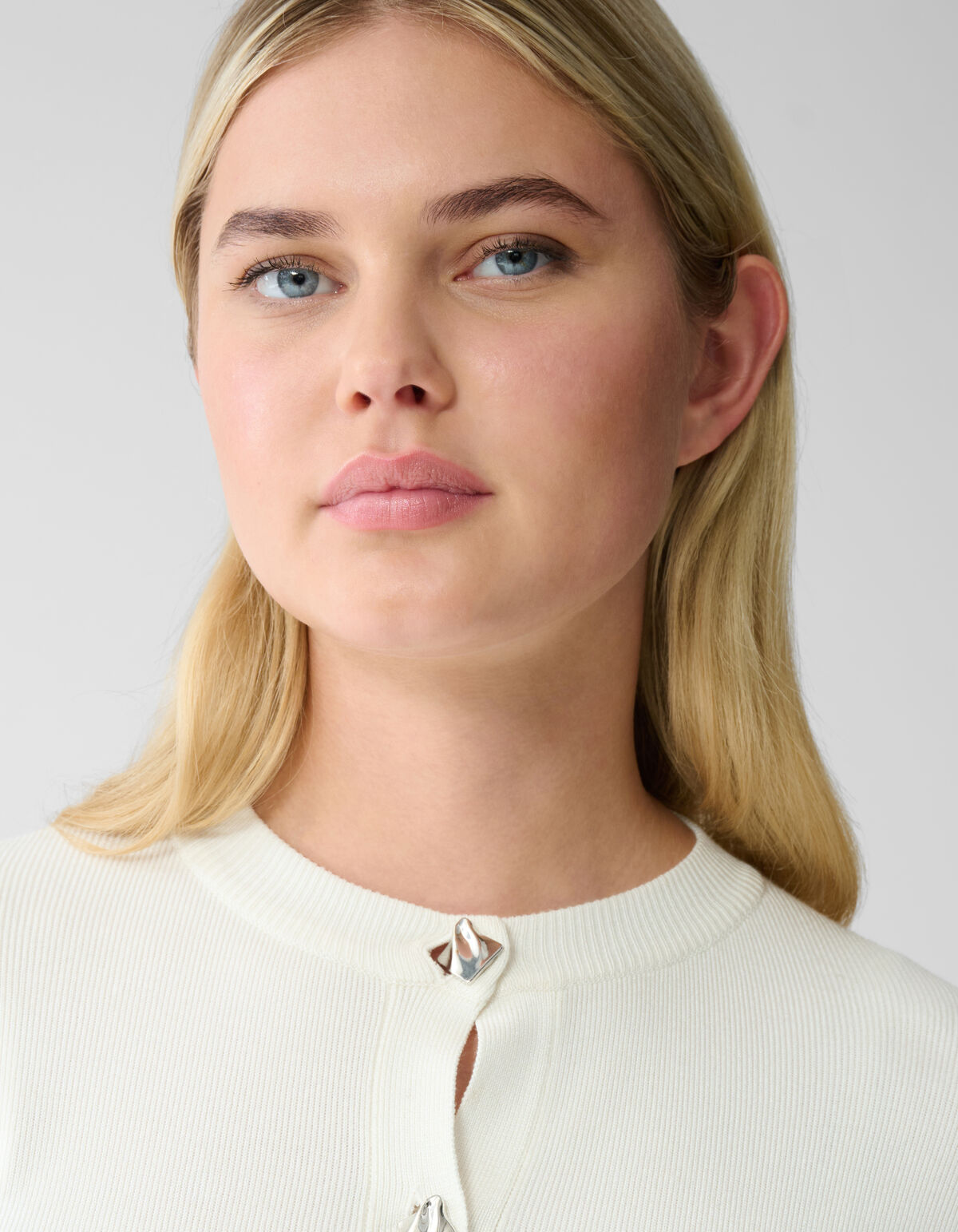 Weste mit Rüschenärmeln in Off White SHOEBY WOMEN