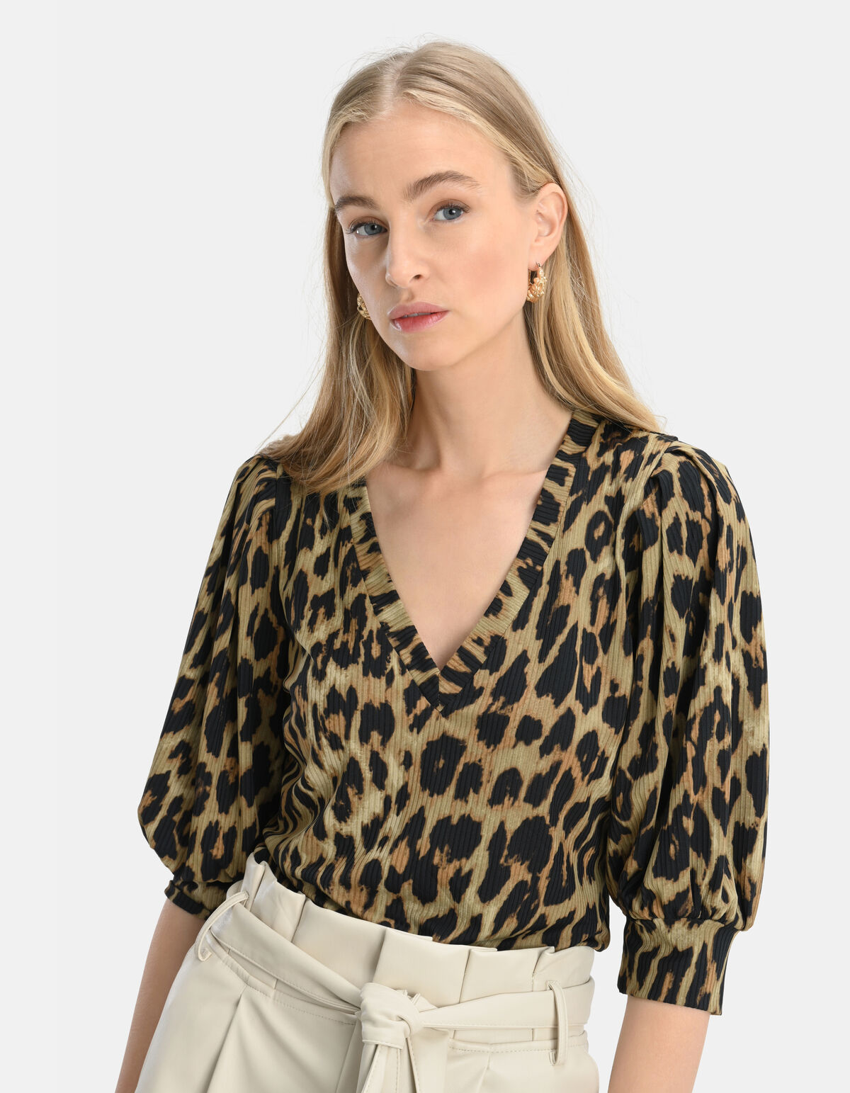 Ripp-Jersey-T-Shirt mit V-Ausschnitt SHOEBY WOMEN