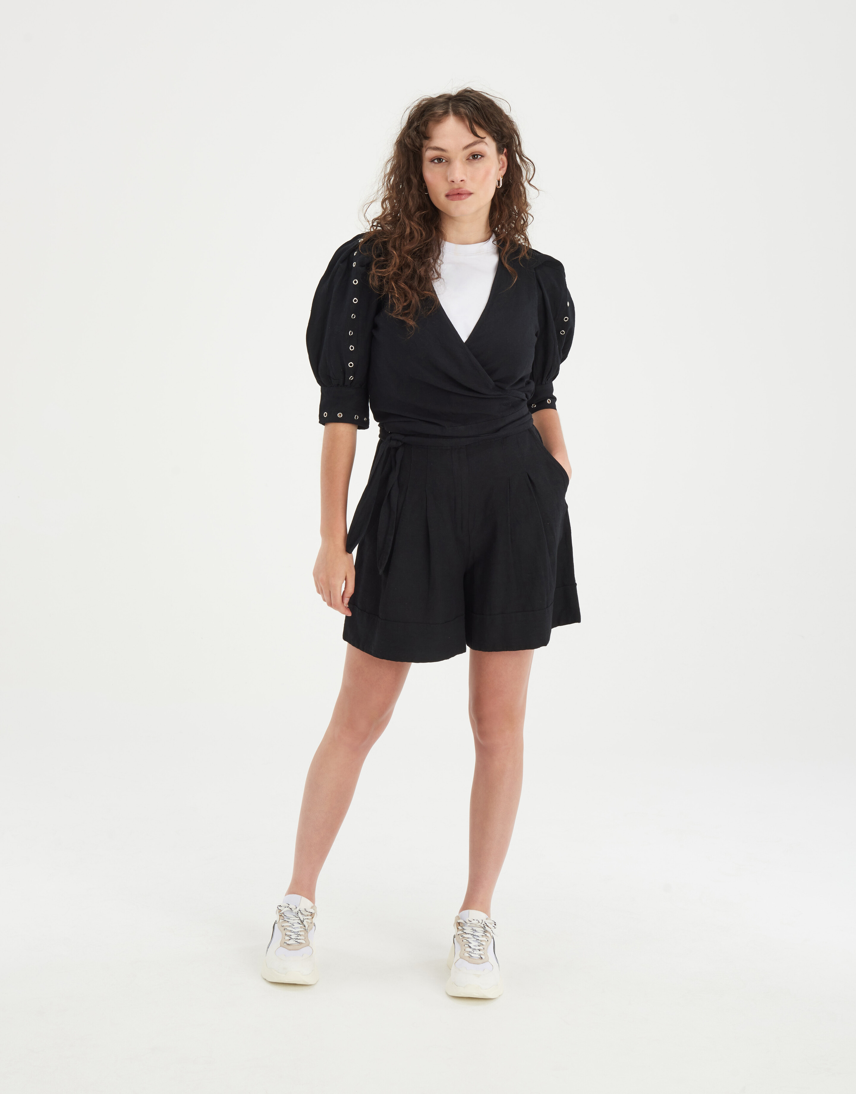 Cara Shorts Eksept