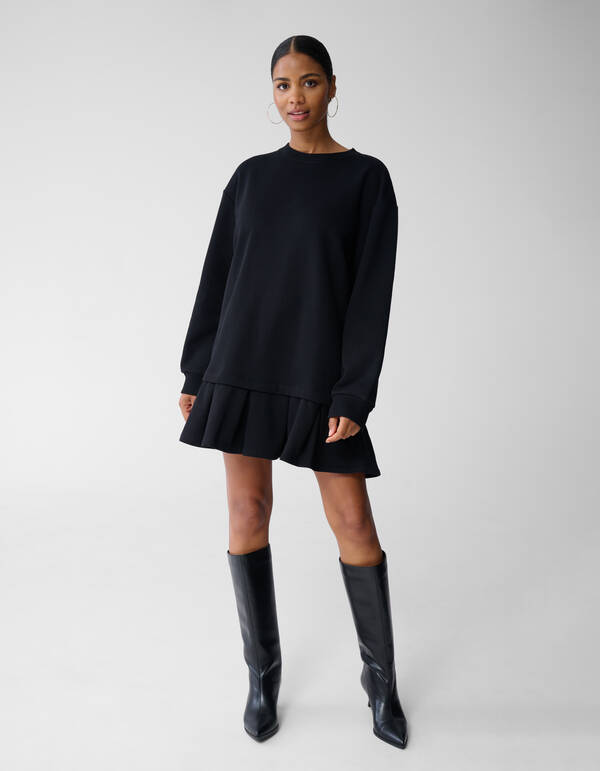 Oversized Sweatshirt-Kleid mit Rüschen Schwarz By SHOEBY WOMEN
