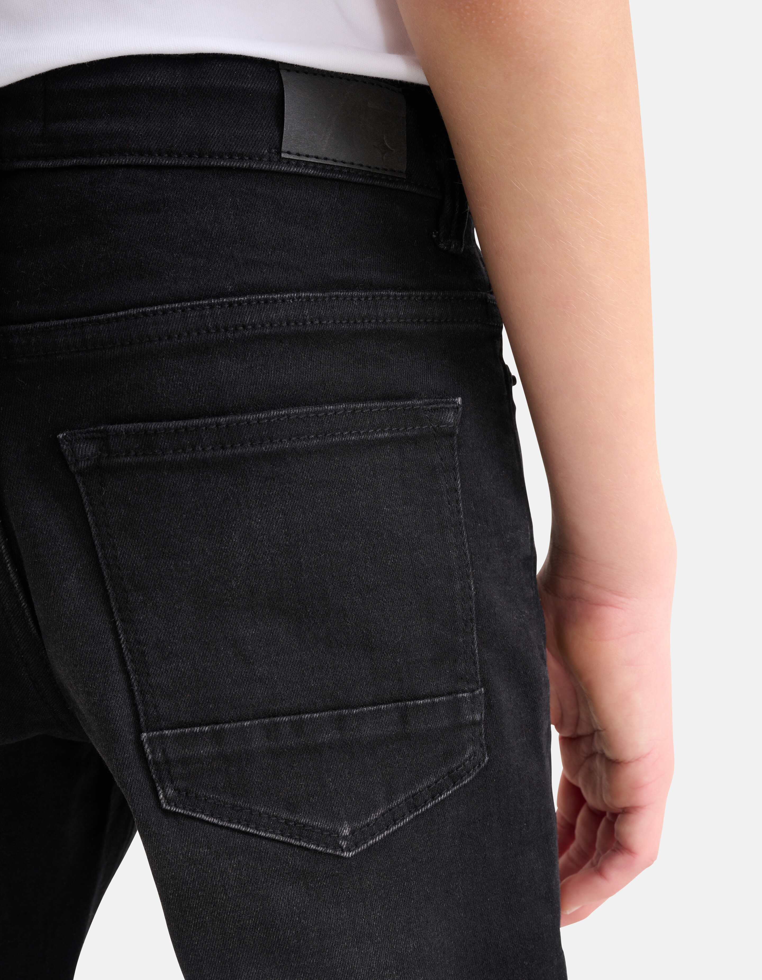 Regular Jeans Schwarz SHOEBY BOYS