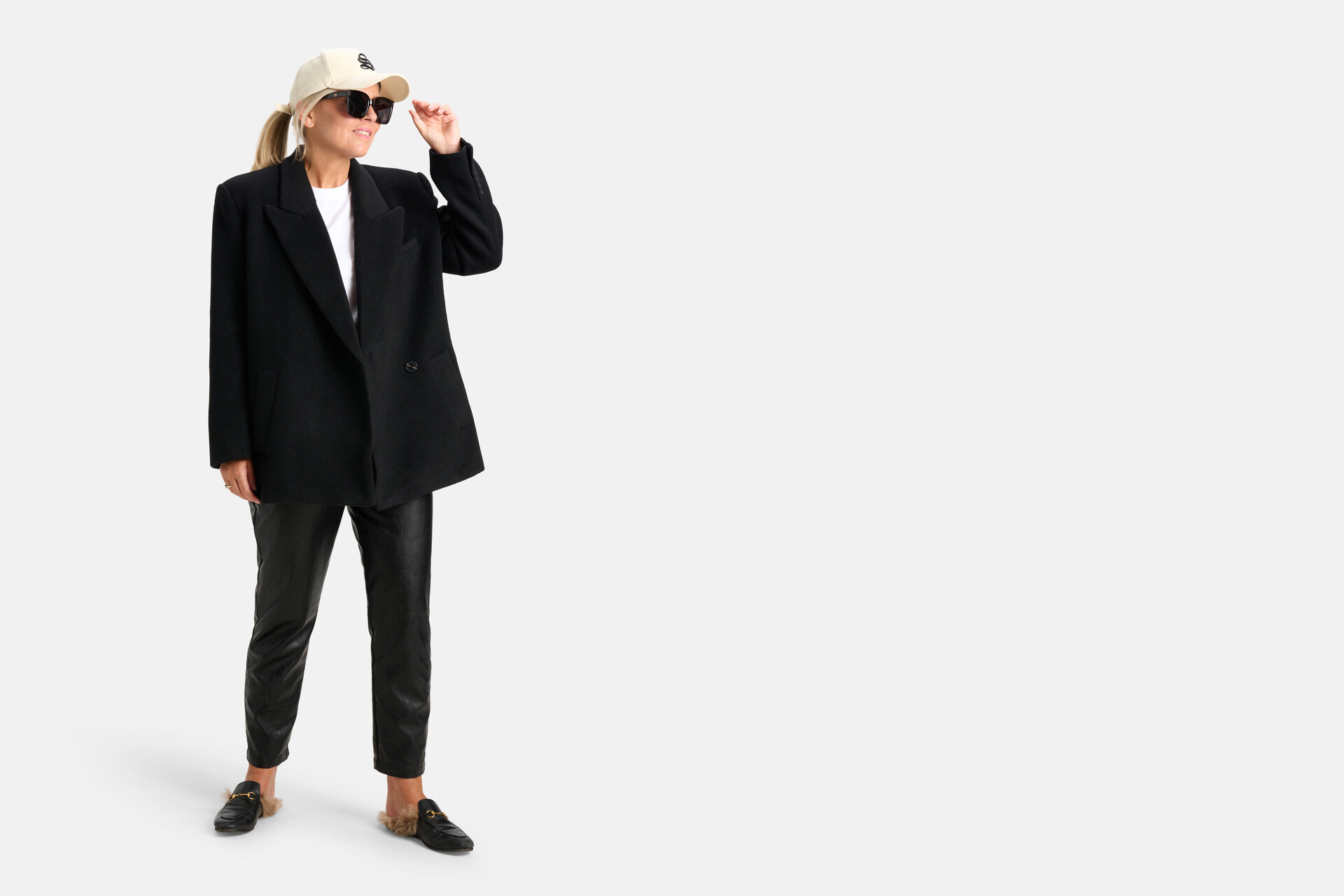 Oversized Blazerjacke Schwarz By Lonneke SHOEBY WOMEN