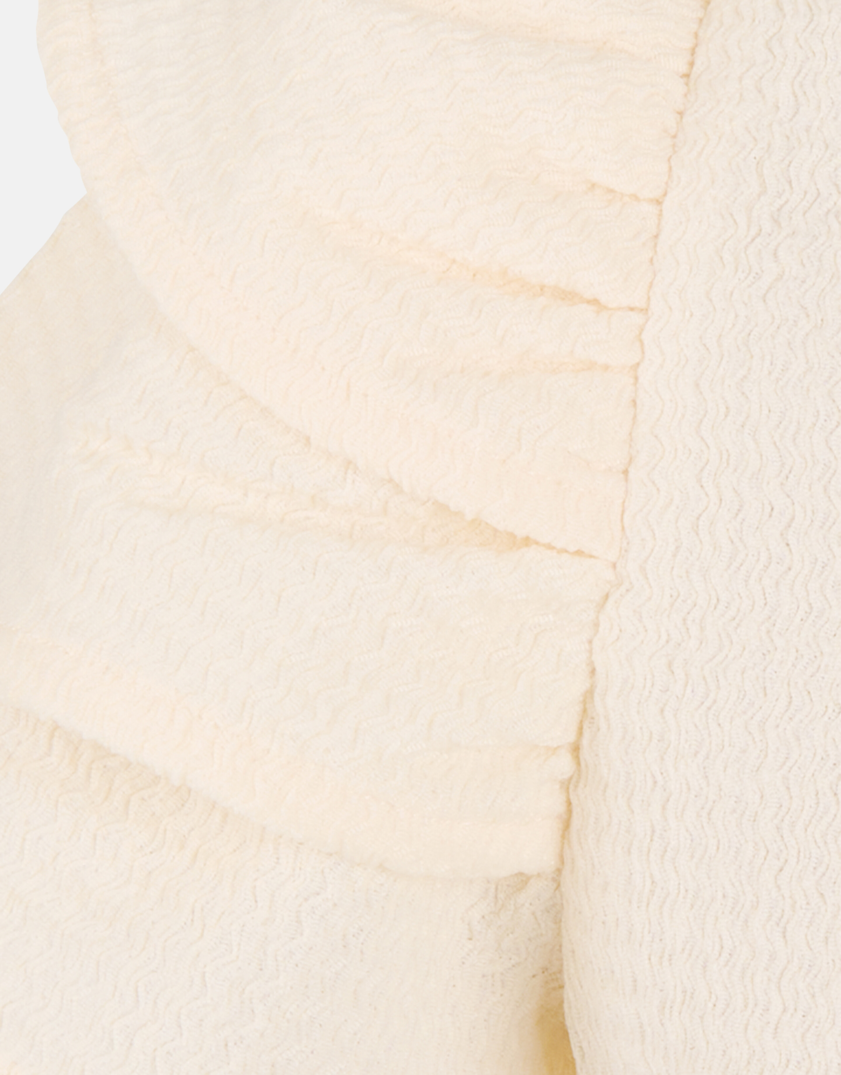 Crinkle Top Off White SHOEBY GIRLS