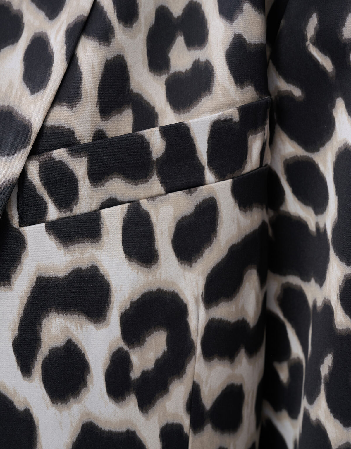 &Uuml;bergro&szlig;er Leoparden-Blazer Grau SHOEBY WOMEN