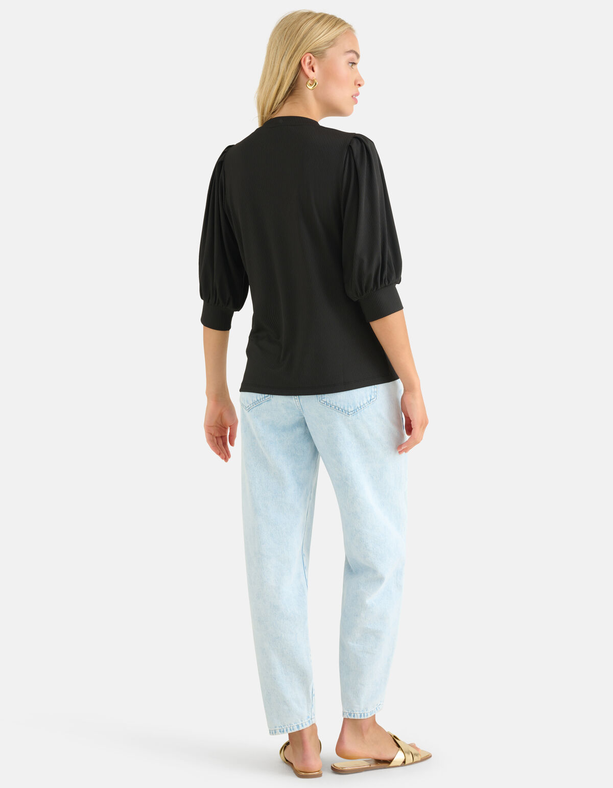 Rippen-V-Ausschnitt-Top Schwarz SHOEBY WOMEN