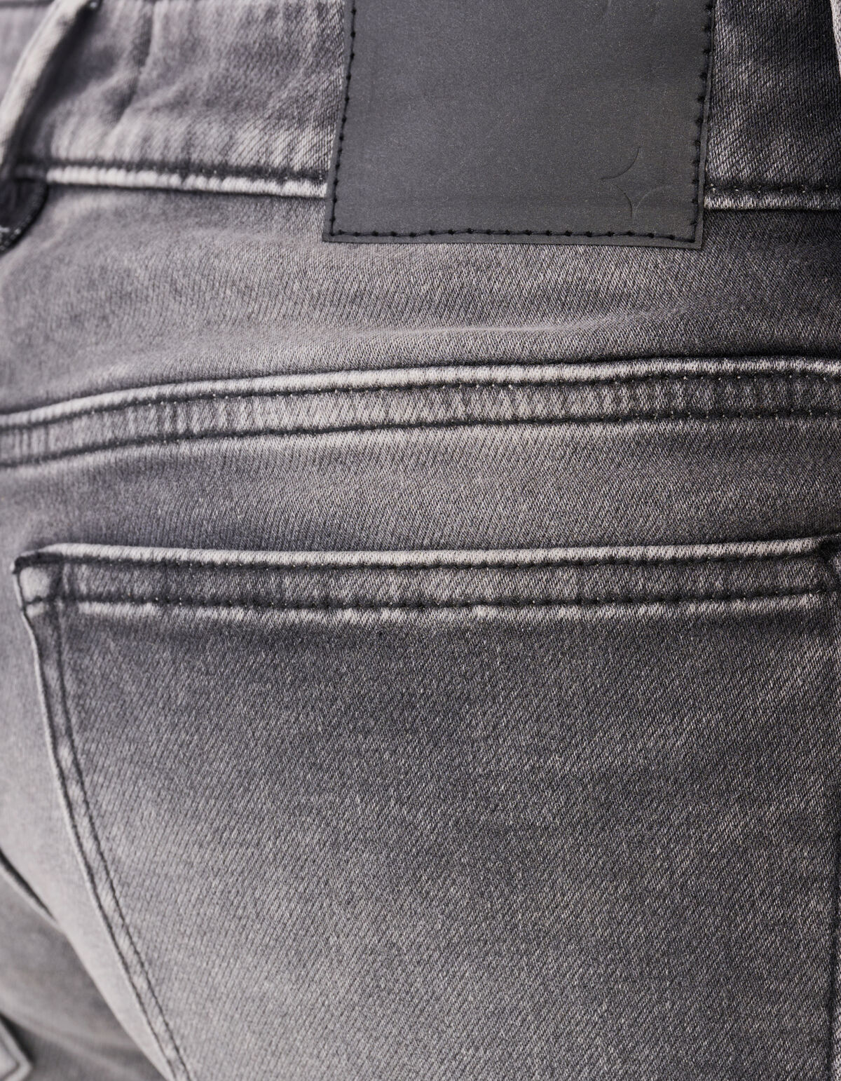 Slim Fit Jog Jeans Grijs L32 SHOEBY MEN