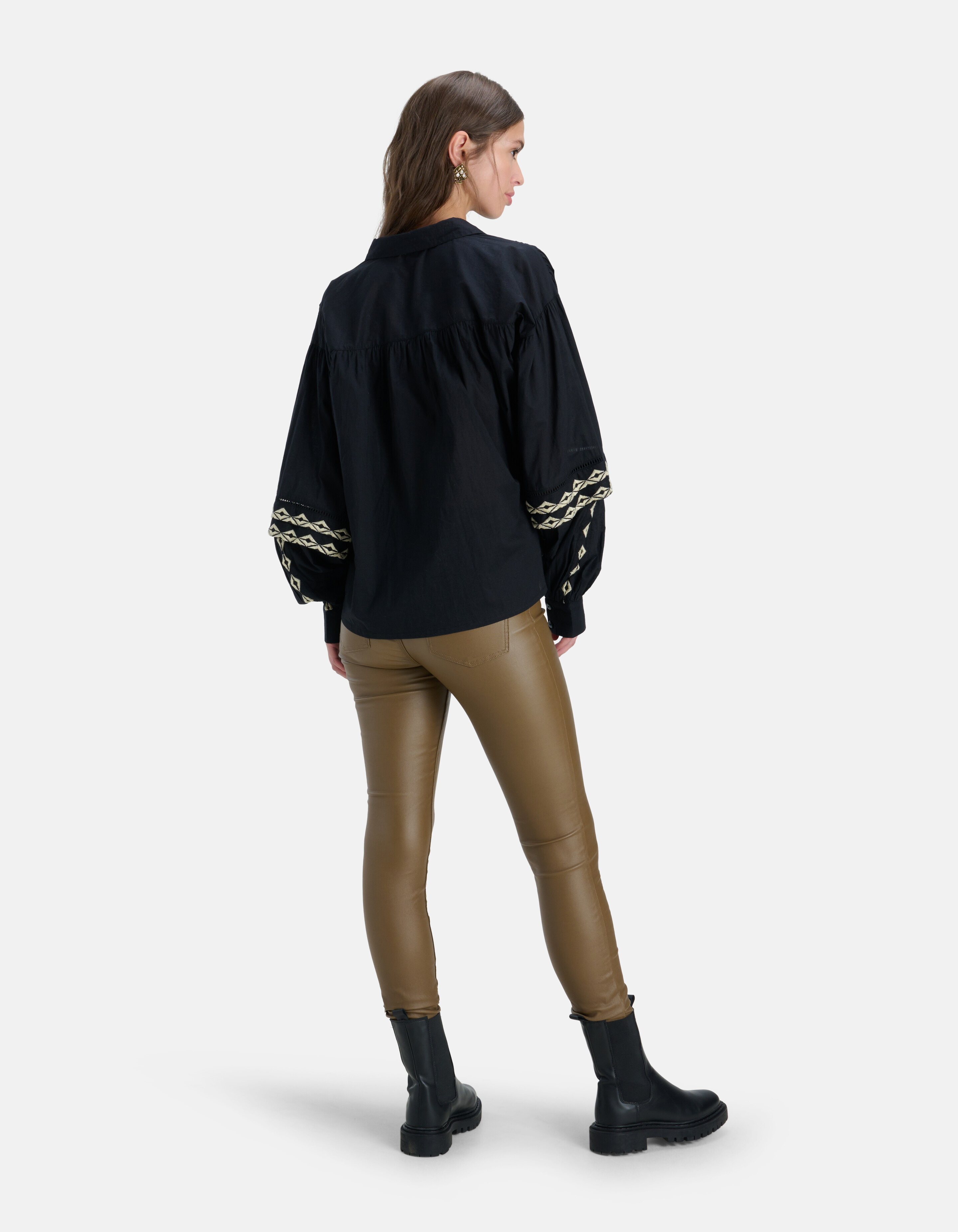 Bluse mit Stickerei Schwarz SHOEBY WOMEN