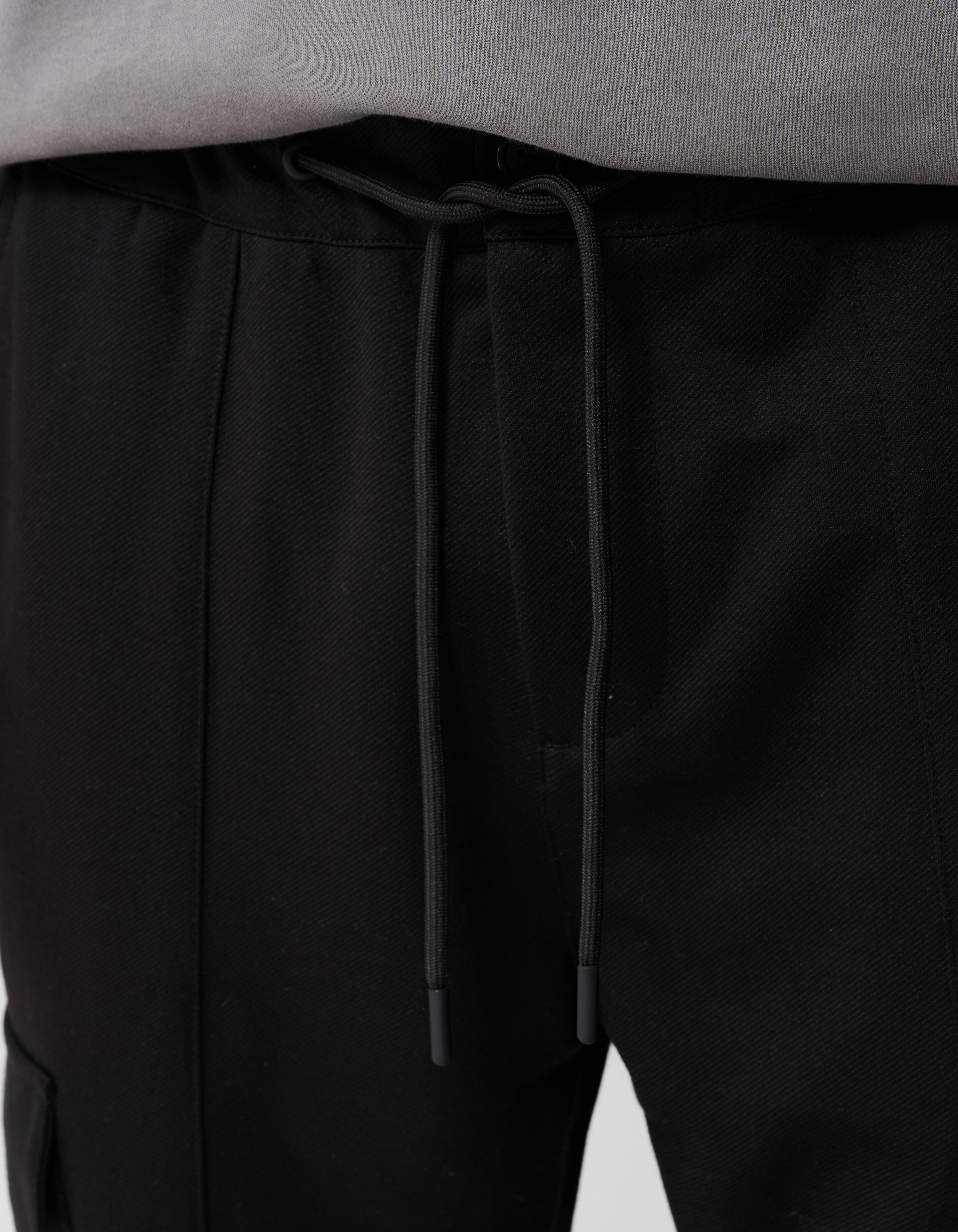 Konisch zulaufende Cargohose Schwarz SHOEBY MEN