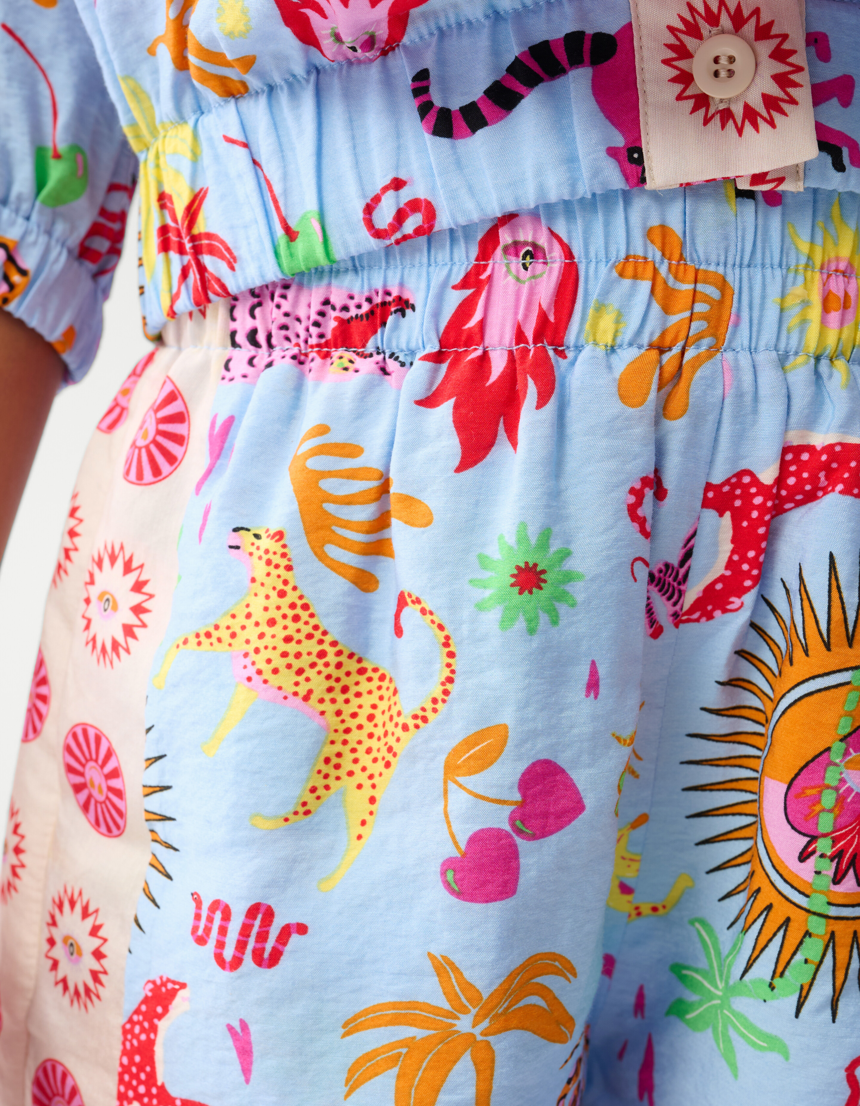 Dschungel Kunstwerk Kurz Hellblau von Lizzy SHOEBY GIRLS