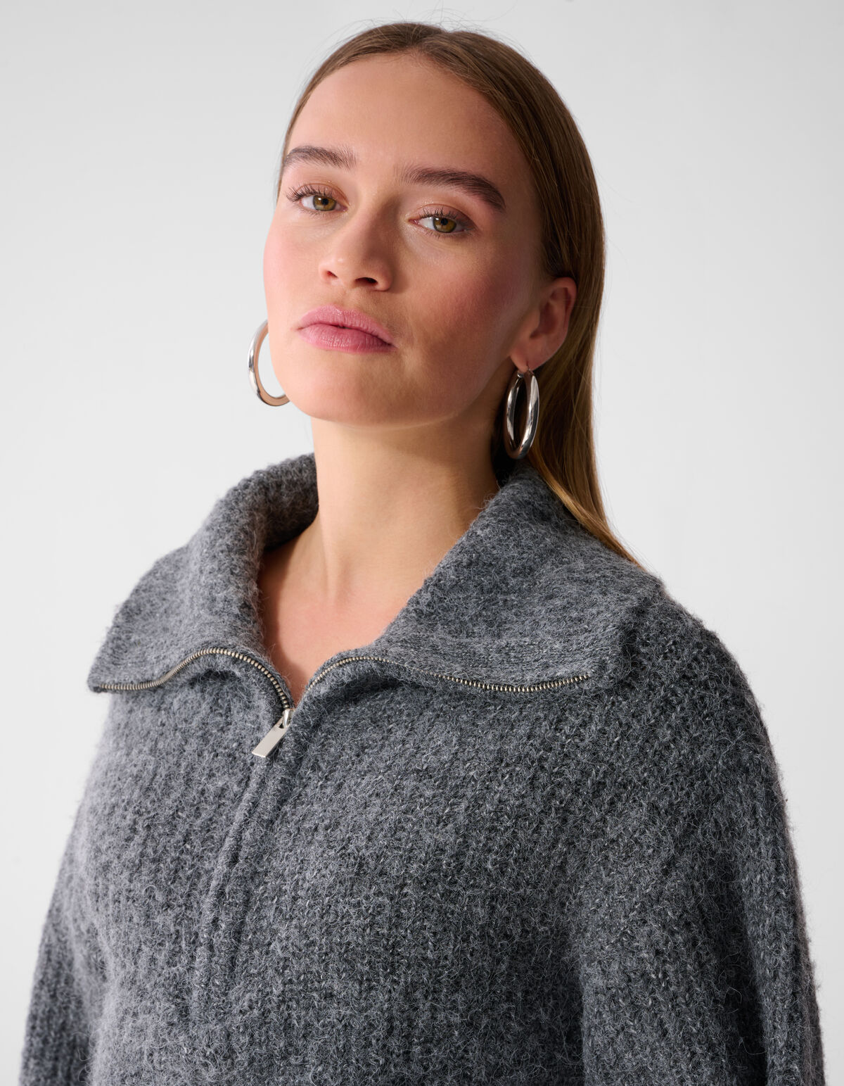 Zip Collar Strickpullover Grau SHOEBY WOMEN