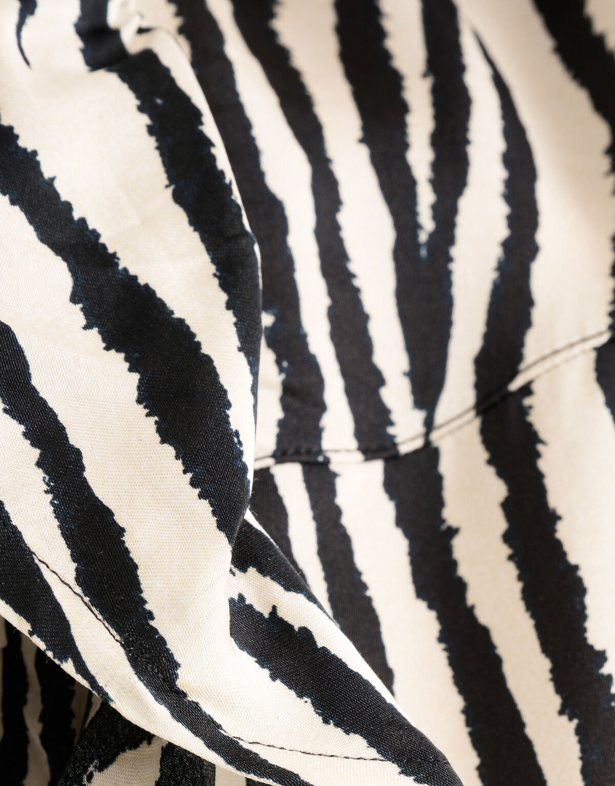 Top mit Zebradruck Schwarz/Weiß SHOEBY WOMEN