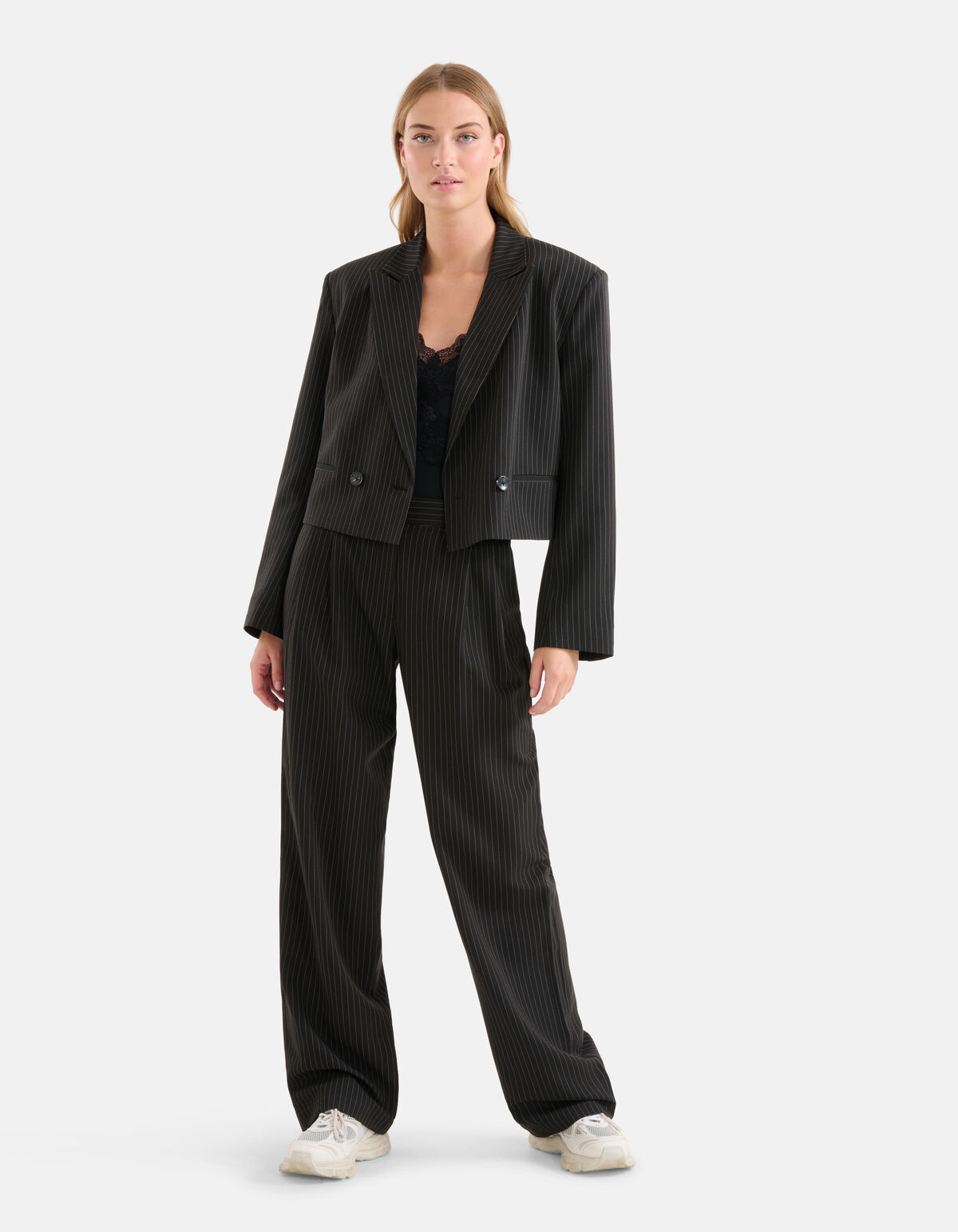 Nadelstreifen-Blazer Schwarz SHOEBY WOMEN