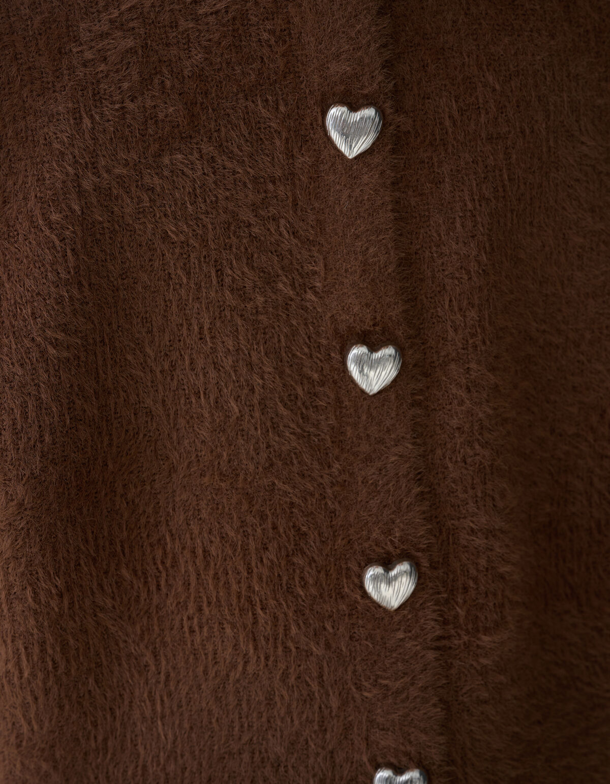 Flauschige Strickjacke mit Kn&ouml;pfen Braun SHOEBY GIRLS