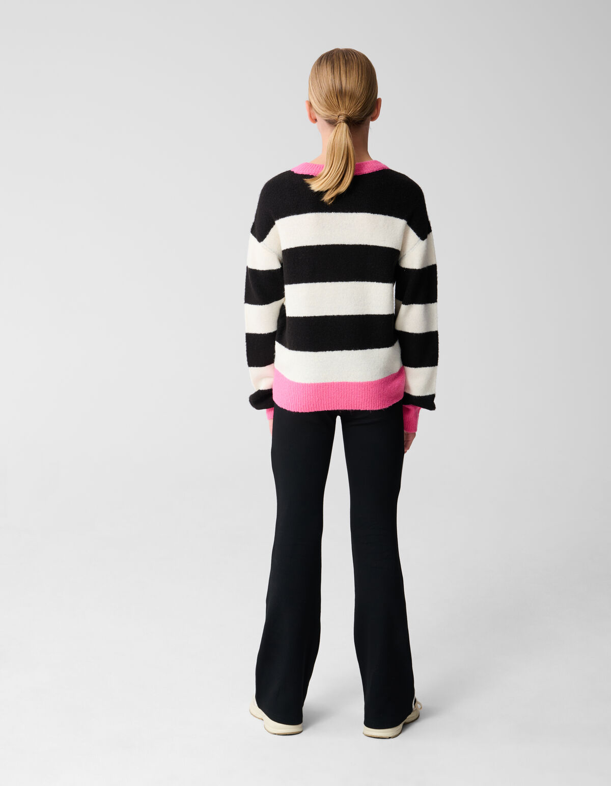 Smile Gestreifter Pullover Schwarz SHOEBY GIRLS
