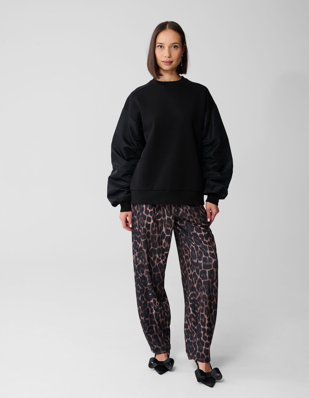 Pullover aus Satin-Mix Schwarz SHOEBY WOMEN