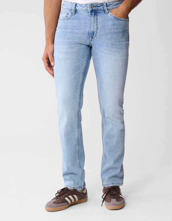 Straight Fit Light Jeans Gebleicht L32 SHOEBY MEN
