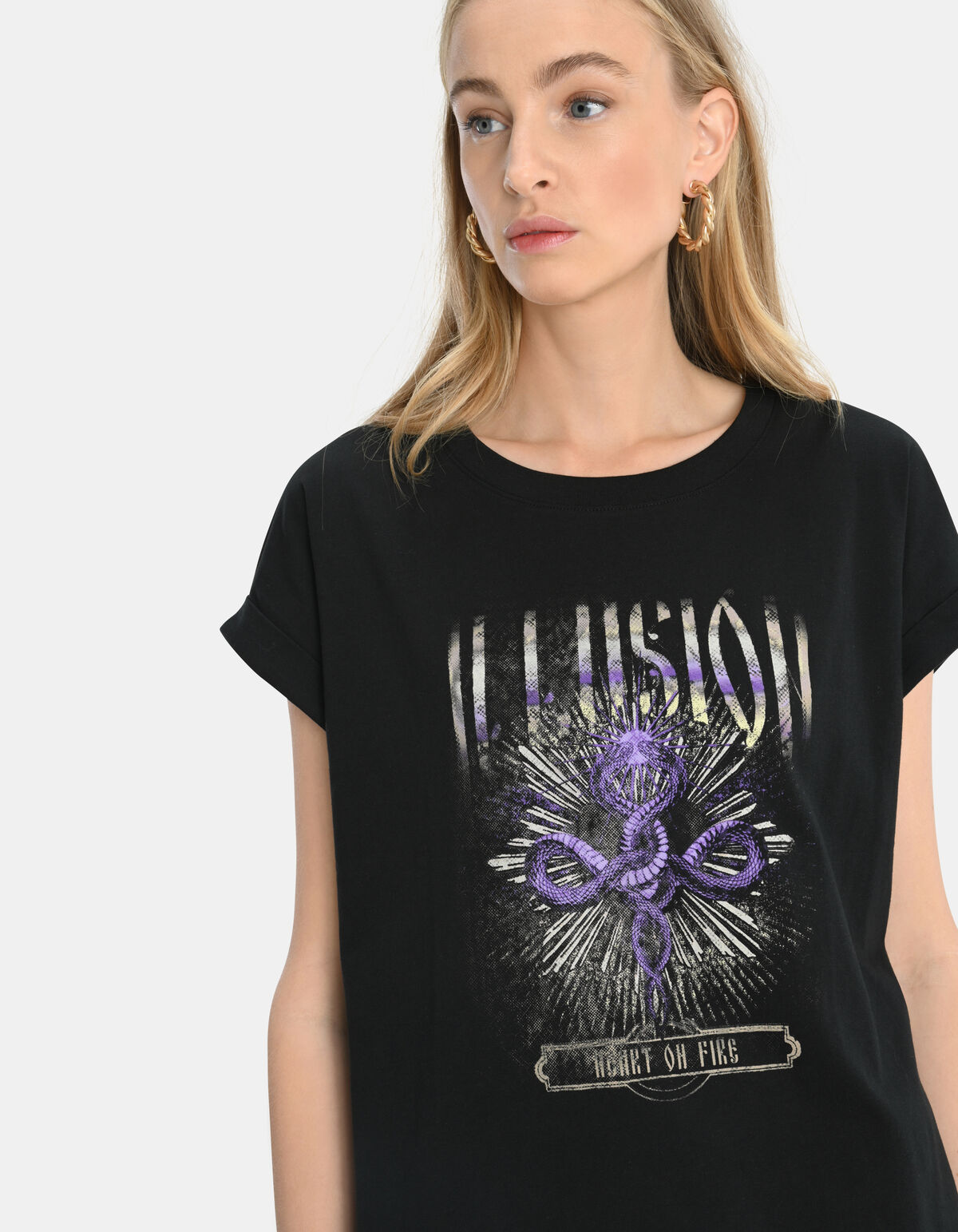 T-Shirt mit grafischem Aufdruck Schwarz SHOEBY WOMEN