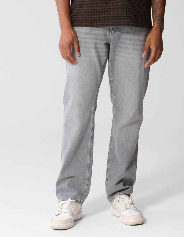 Modern Straight Fit Jeans Hellgrau L34 SHOEBY MEN