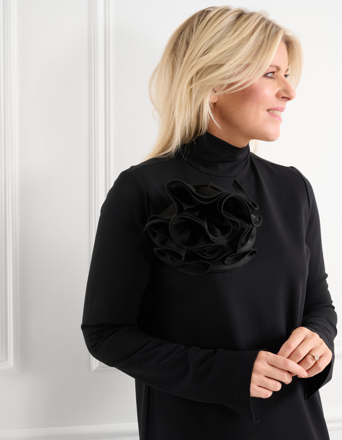 Blumenbrosche Schwarz By Lonneke SHOEBY ACCESSOIRES