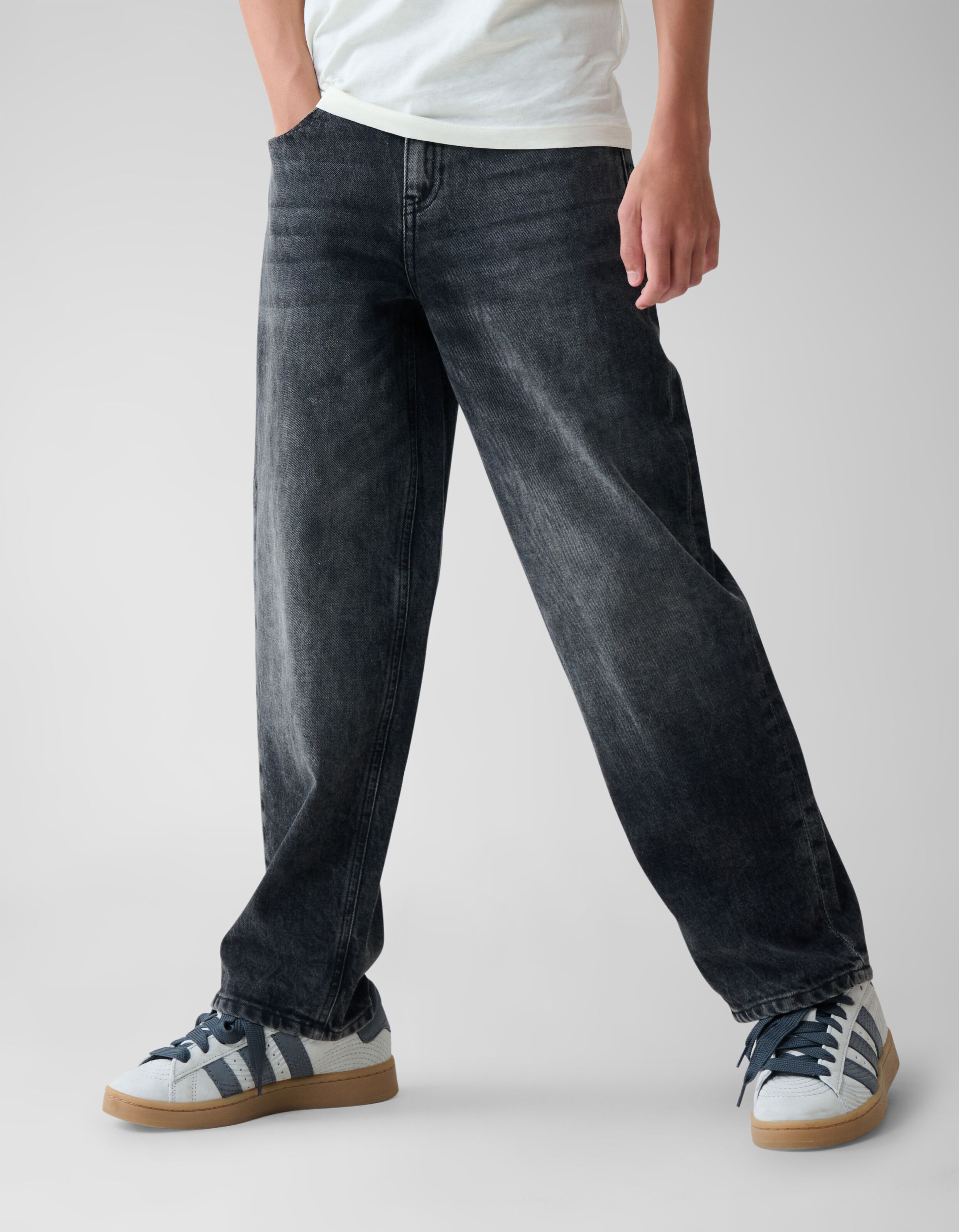 Baggy Jeans Dunkelgrau | Shoeby