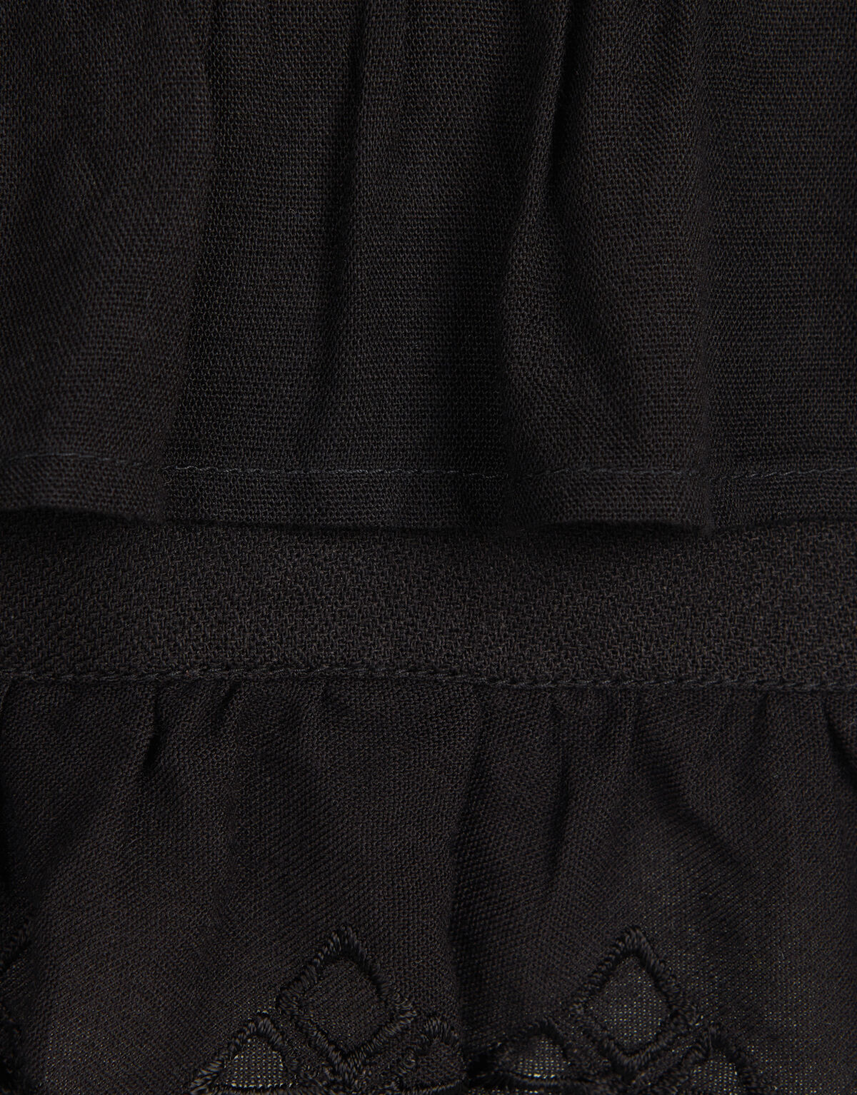 Besticktes Neckholder-Top Schwarz SHOEBY GIRLS