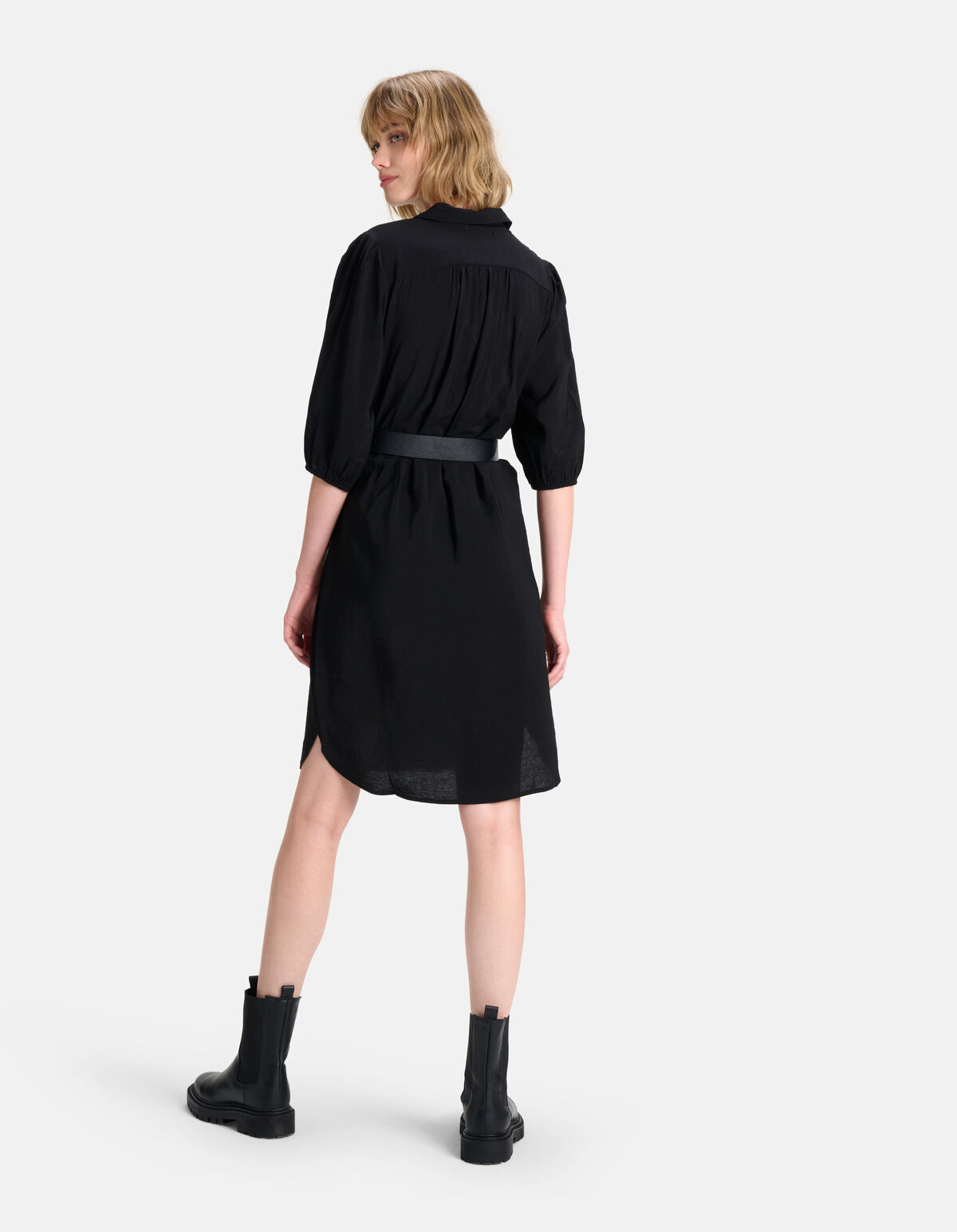 Kurzes Kleid Schwarz SHOEBY WOMEN