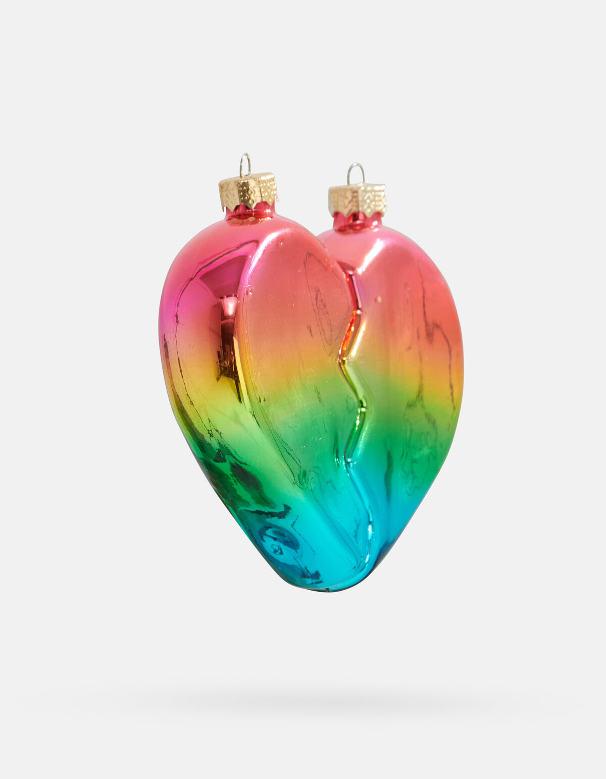 Broken Heart Christmas Ball von Fred SHOEBY ACCESSOIRES