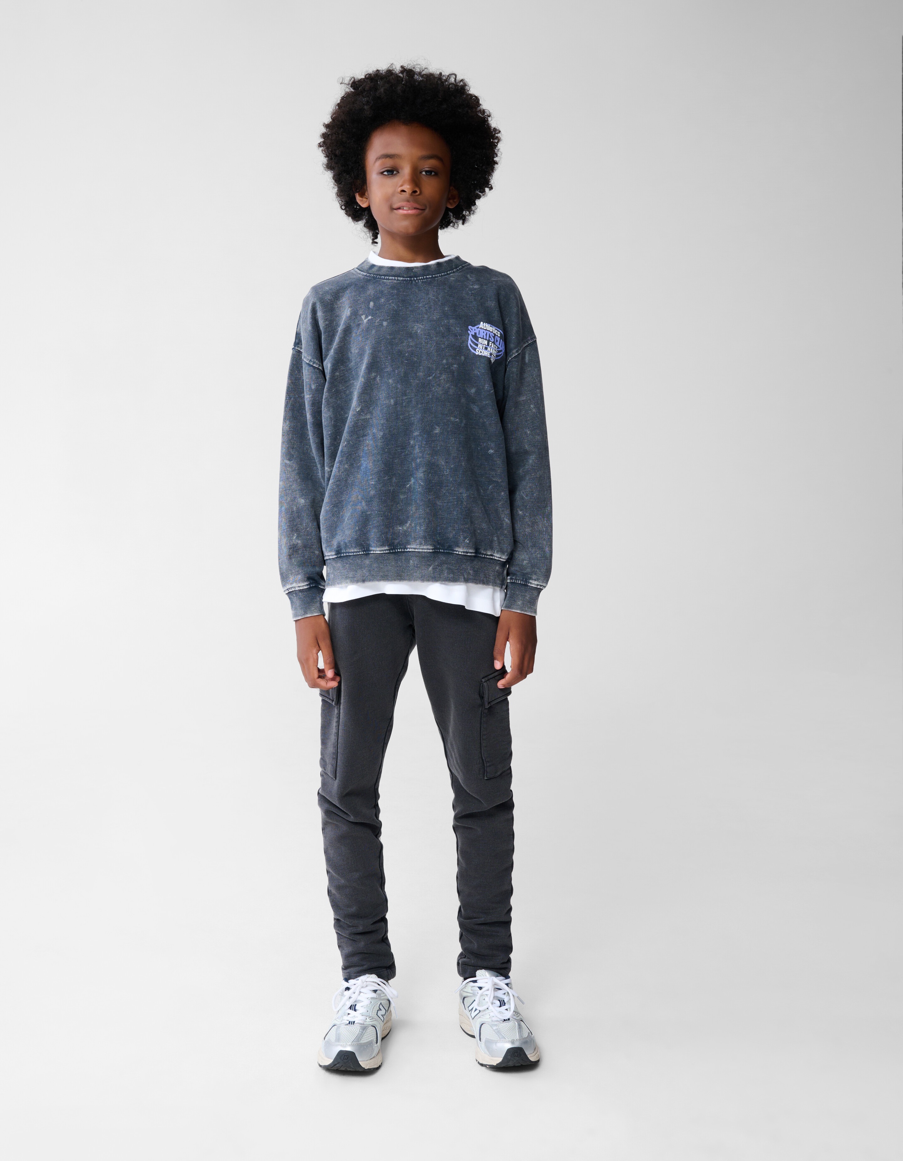 Gewaschenes Club Artwork Sweatshirt Dunkelgrau SHOEBY BOYS