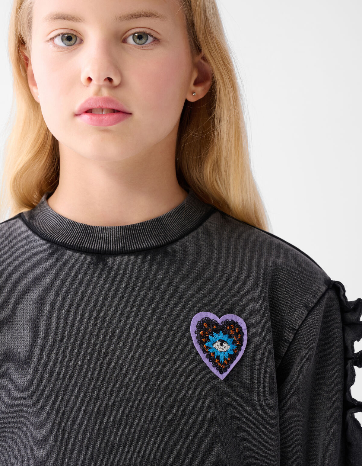 Pullover mit Rüschenstickerei Dunkelgrau SHOEBY GIRLS