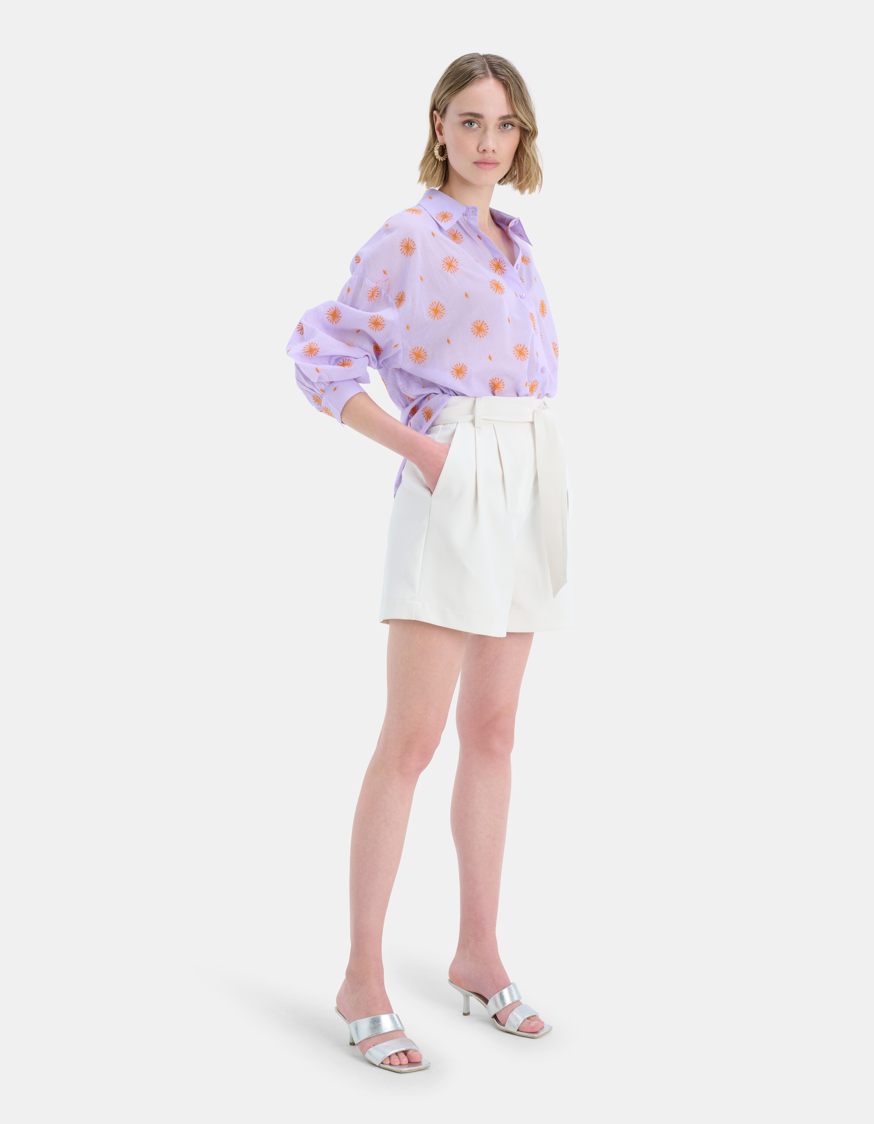 Poppy Embro Bluse EKSEPT