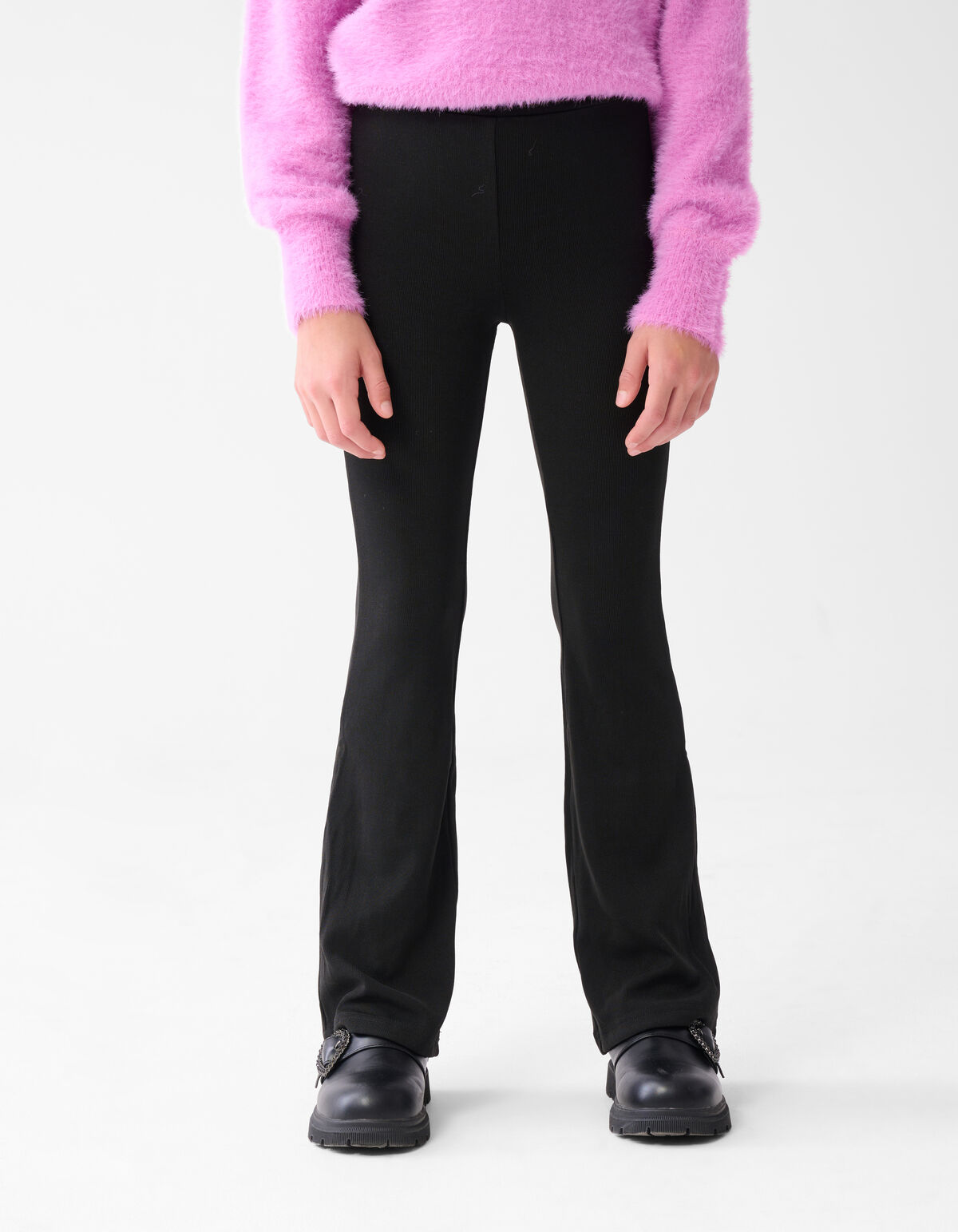 Ausgestellte Rippen-Leggings Schwarz SHOEBY GIRLS