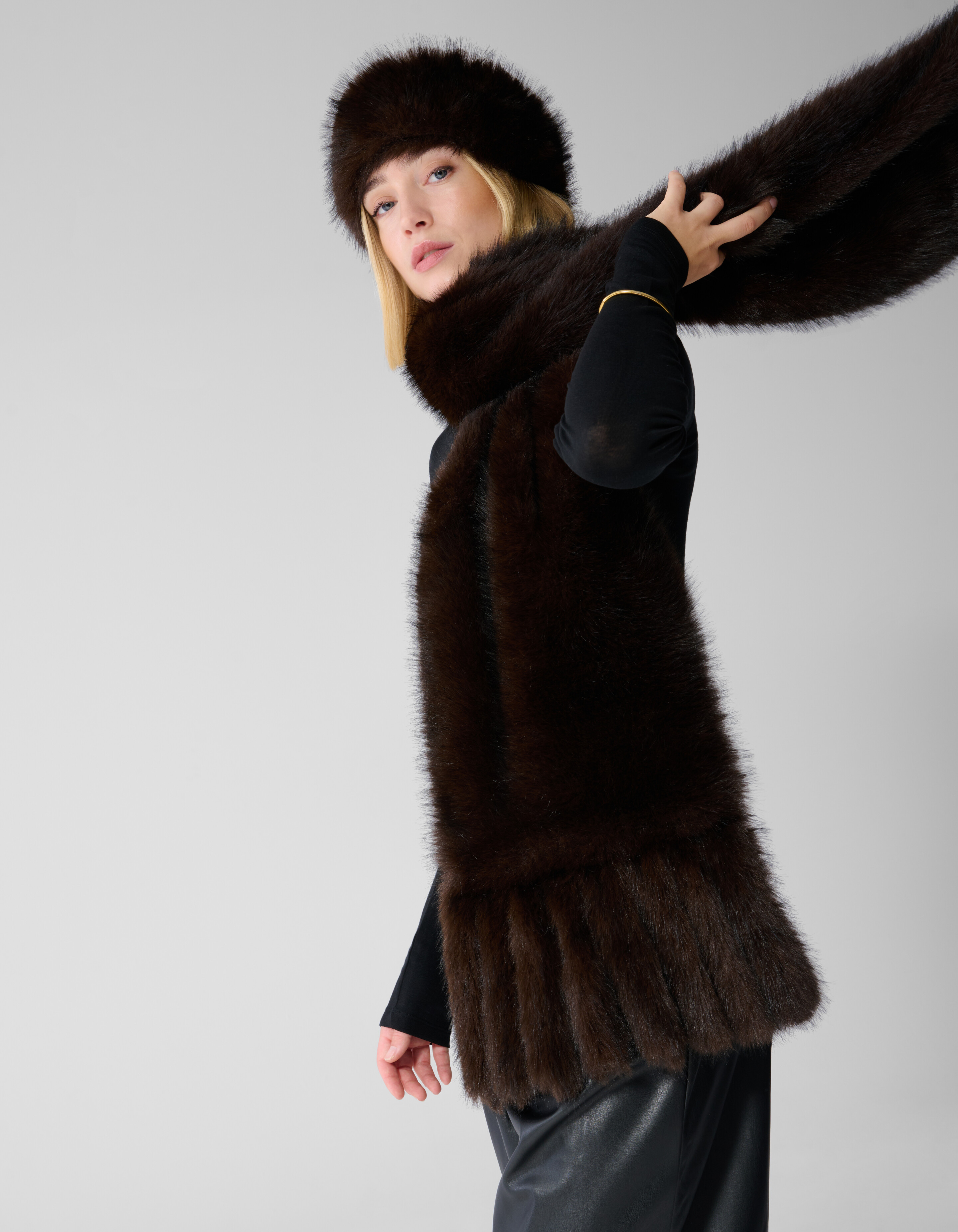 Faux Fur Sjaal Donkerbruin By Lonneke SHOEBY ACCESSOIRES