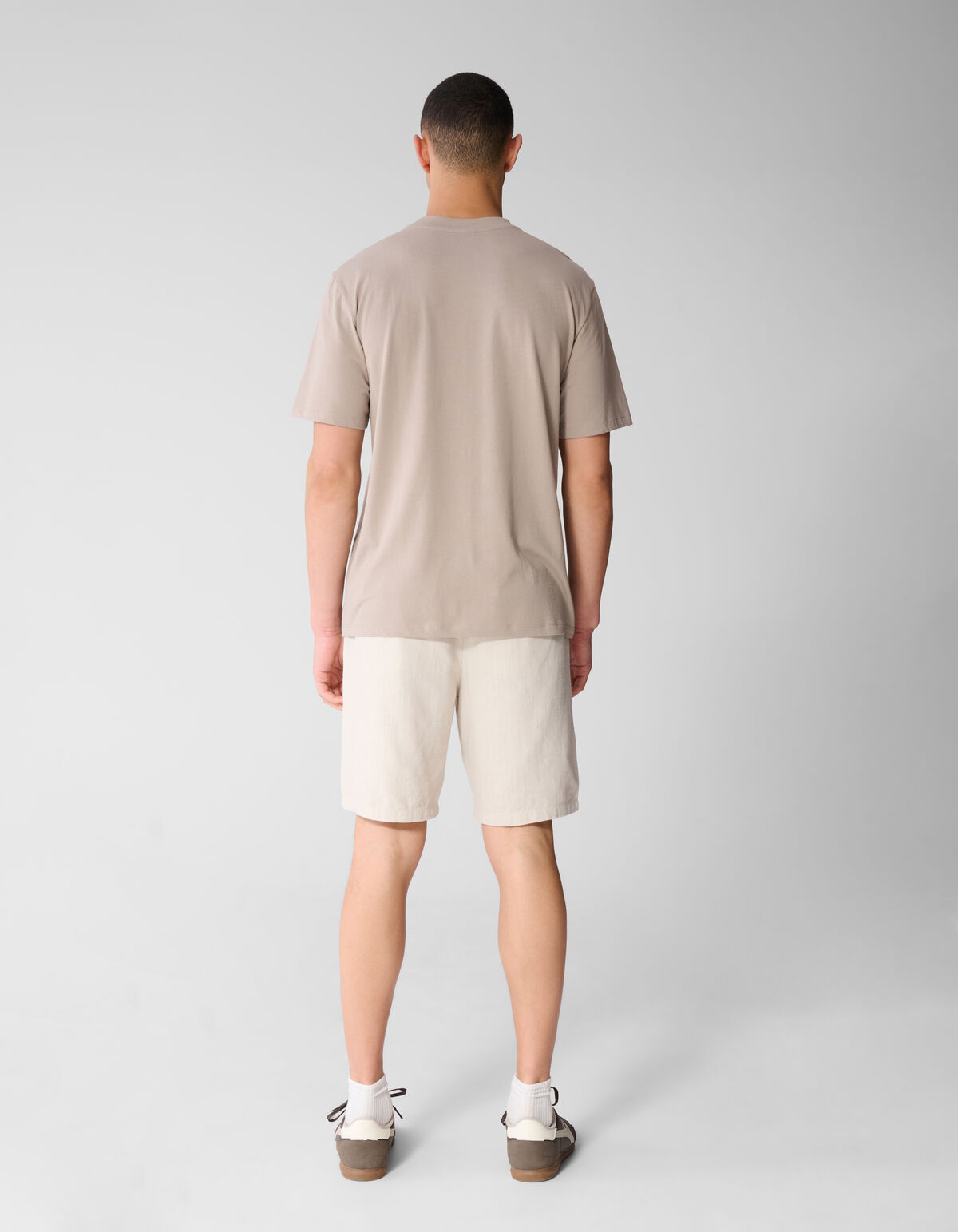 Gradient-Logo-Kunst T-Shirt Hellbraun SHOEBY MEN