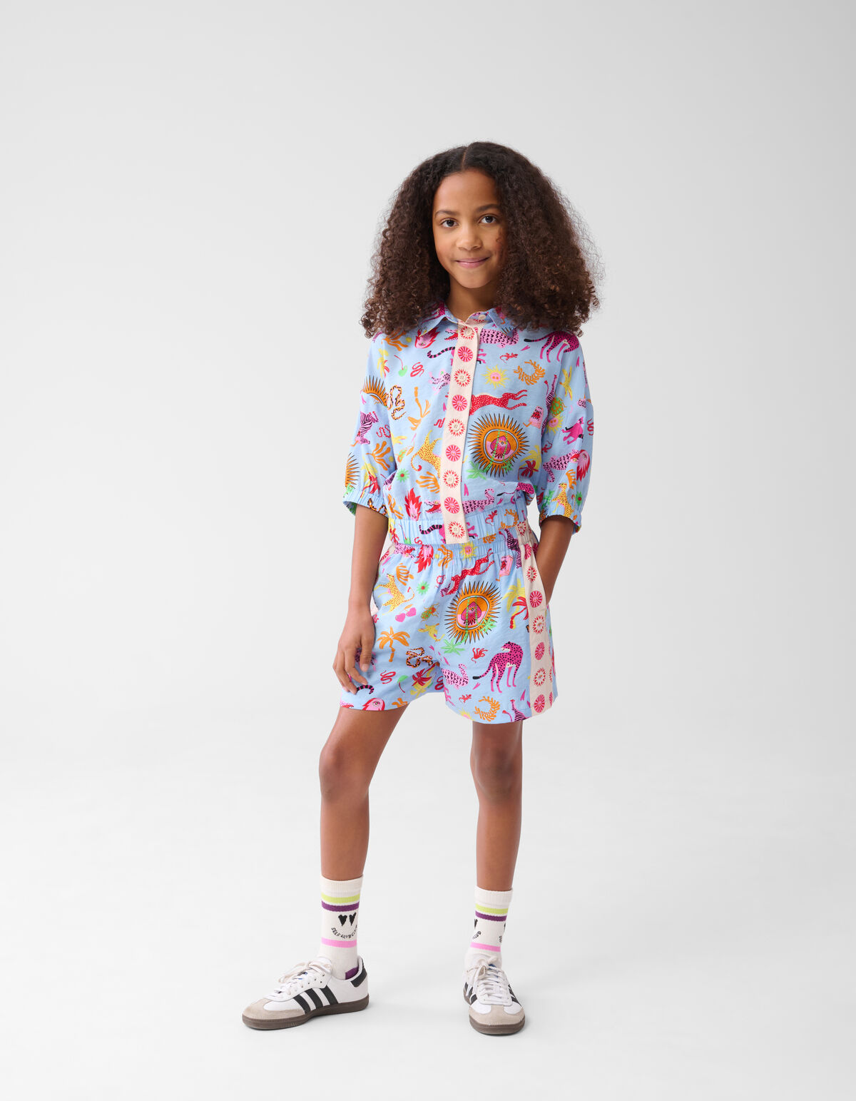 Dschungel Kunstwerk Kurz Hellblau von Lizzy SHOEBY GIRLS