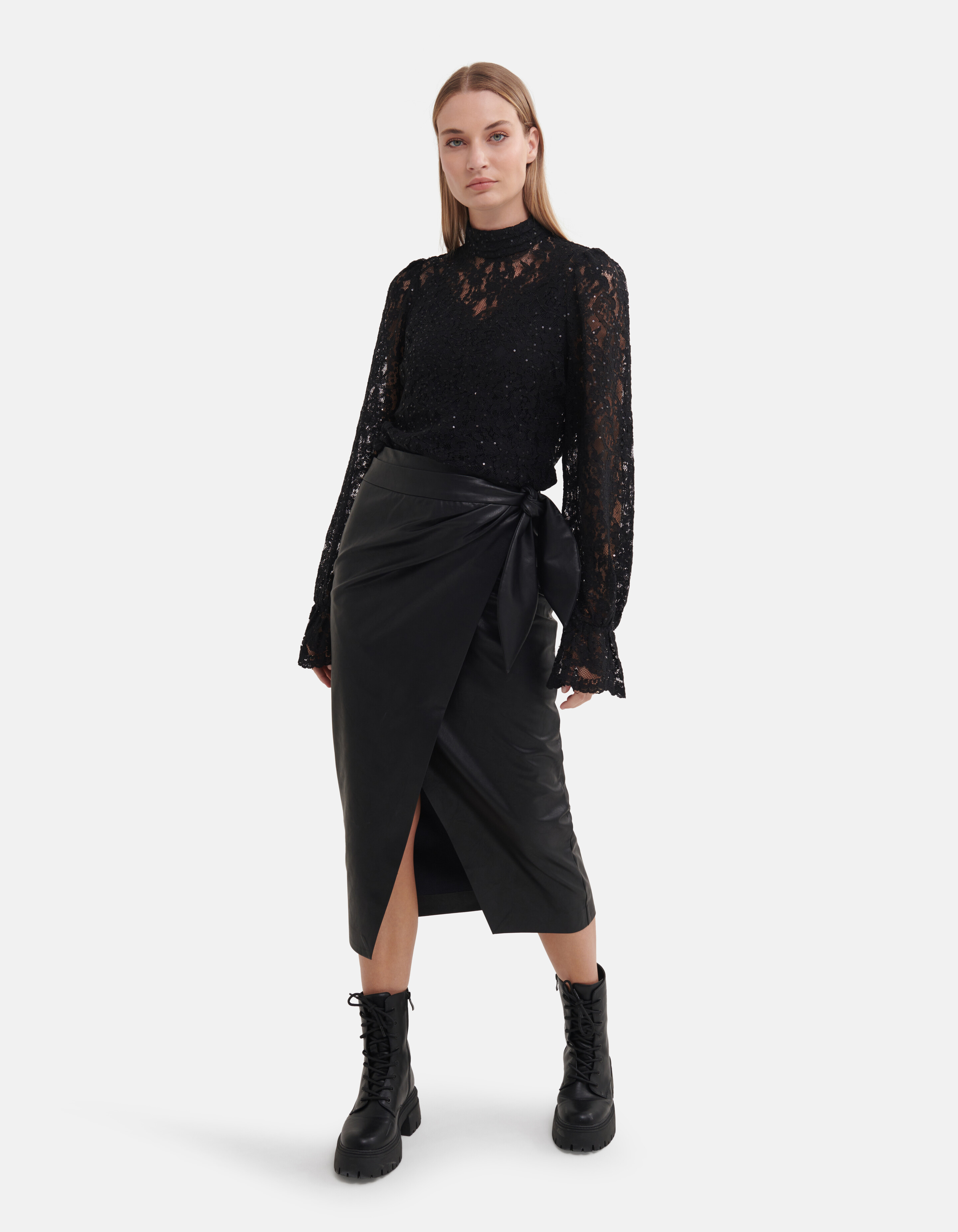 Veganer Midirock aus Leder Schwarz von Fred SHOEBY WOMEN