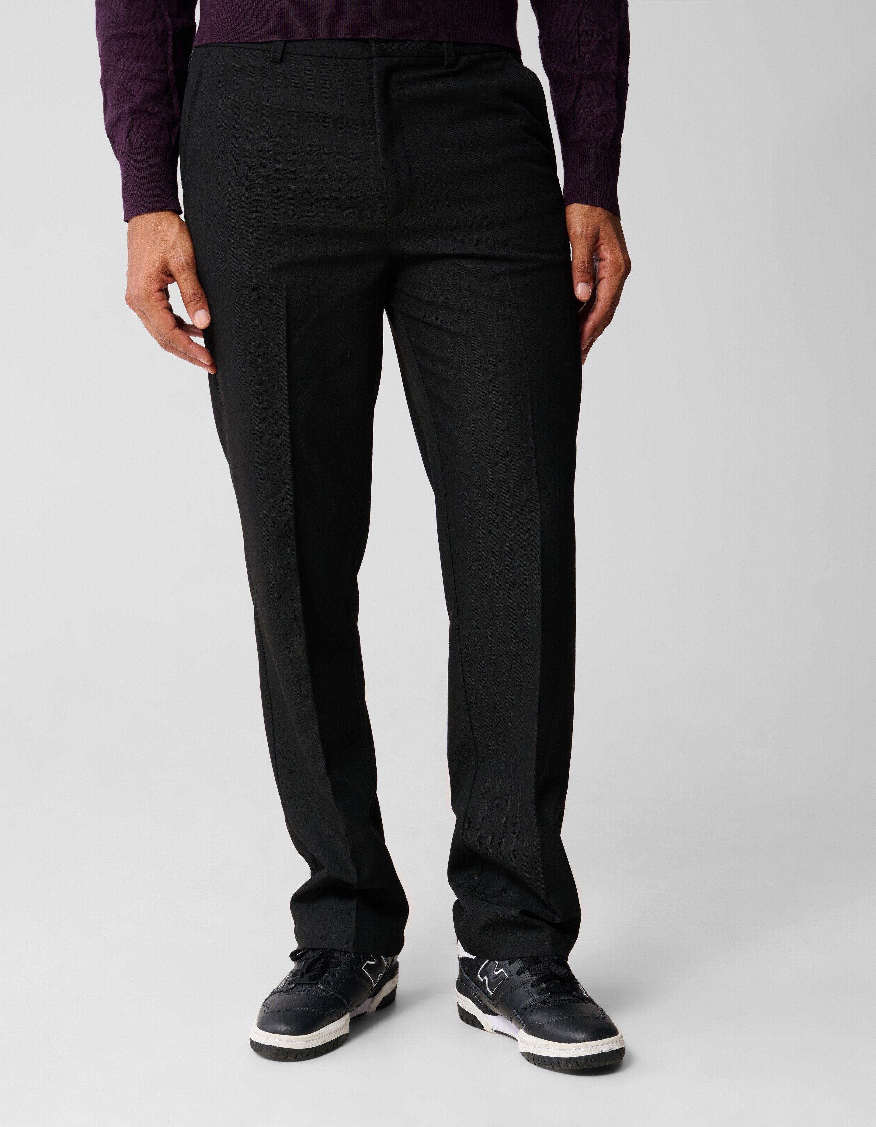 Straight Fit Hose Schwarz SHOEBY MEN