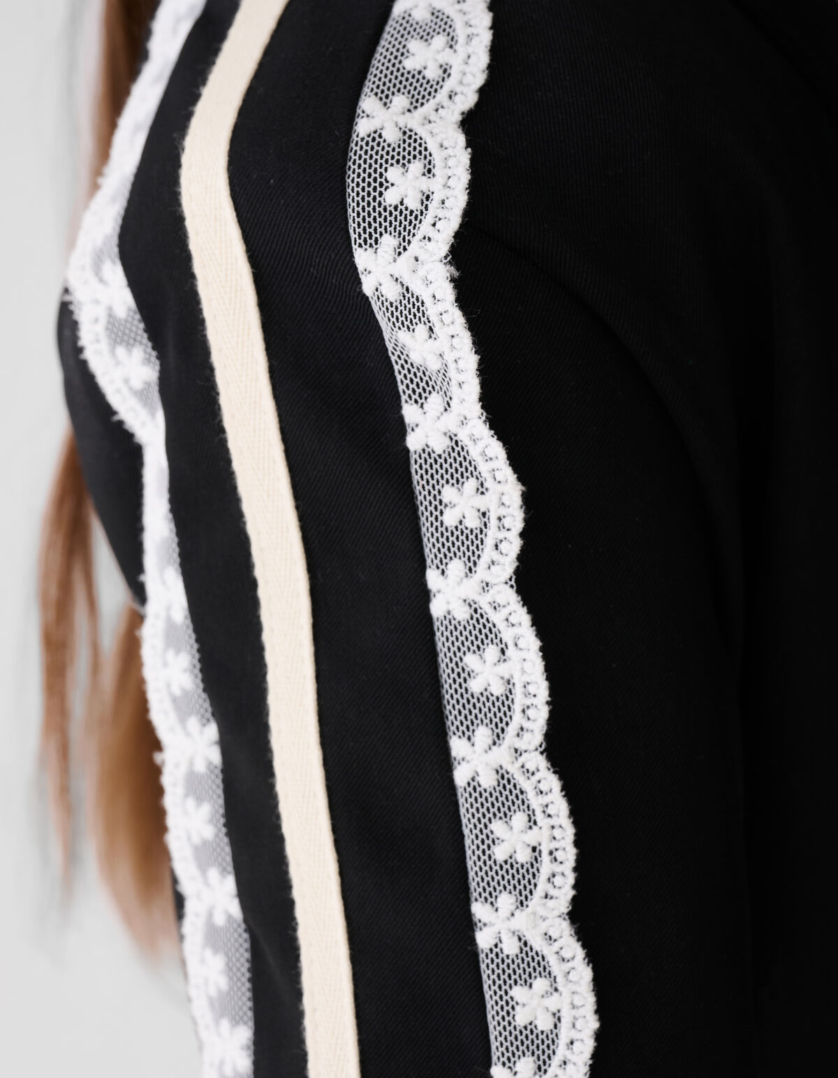 Gek&uuml;rzter Kantenblazer Schwarz SHOEBY GIRLS