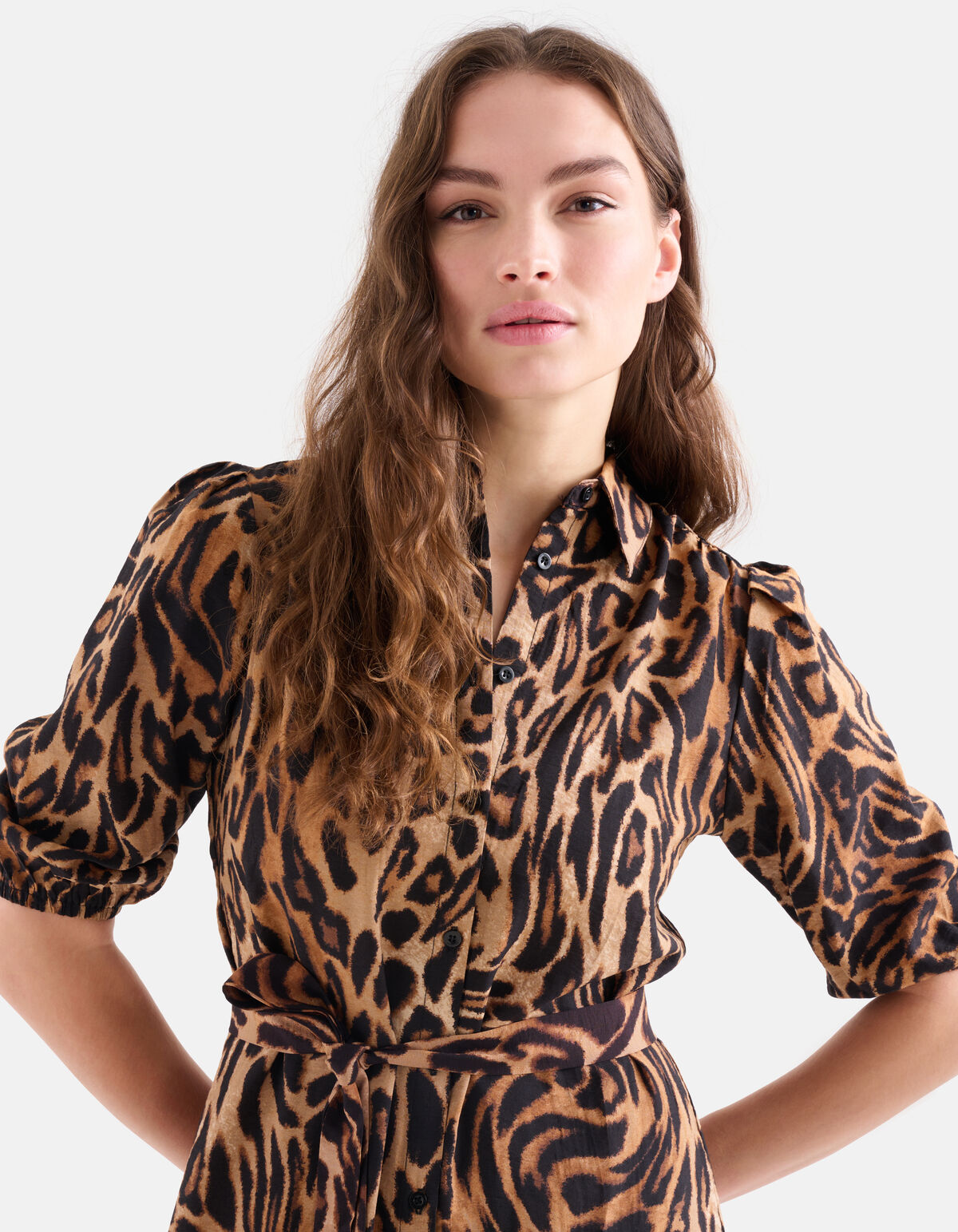 Kurzes Kleid mit Leopardenmuster SHOEBY WOMEN