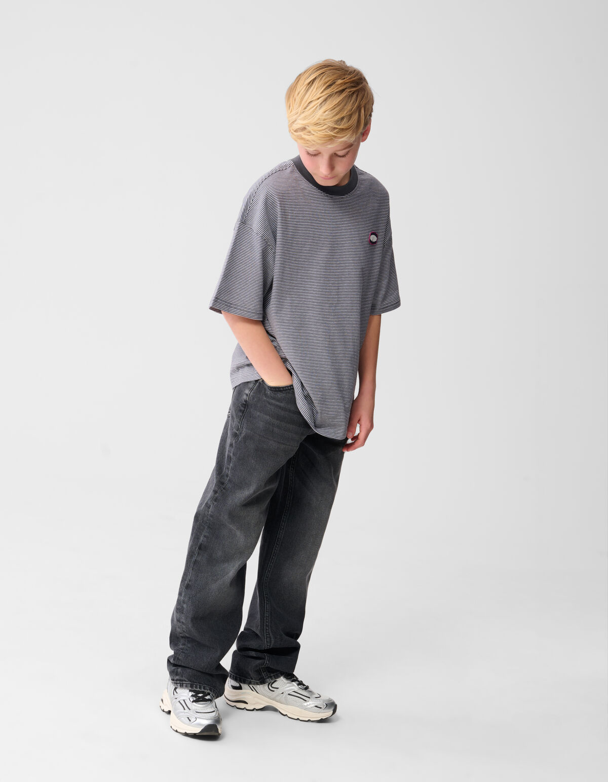 Stripe Artwork T-Shirt Schwarz/Wei&szlig; SHOEBY BOYS