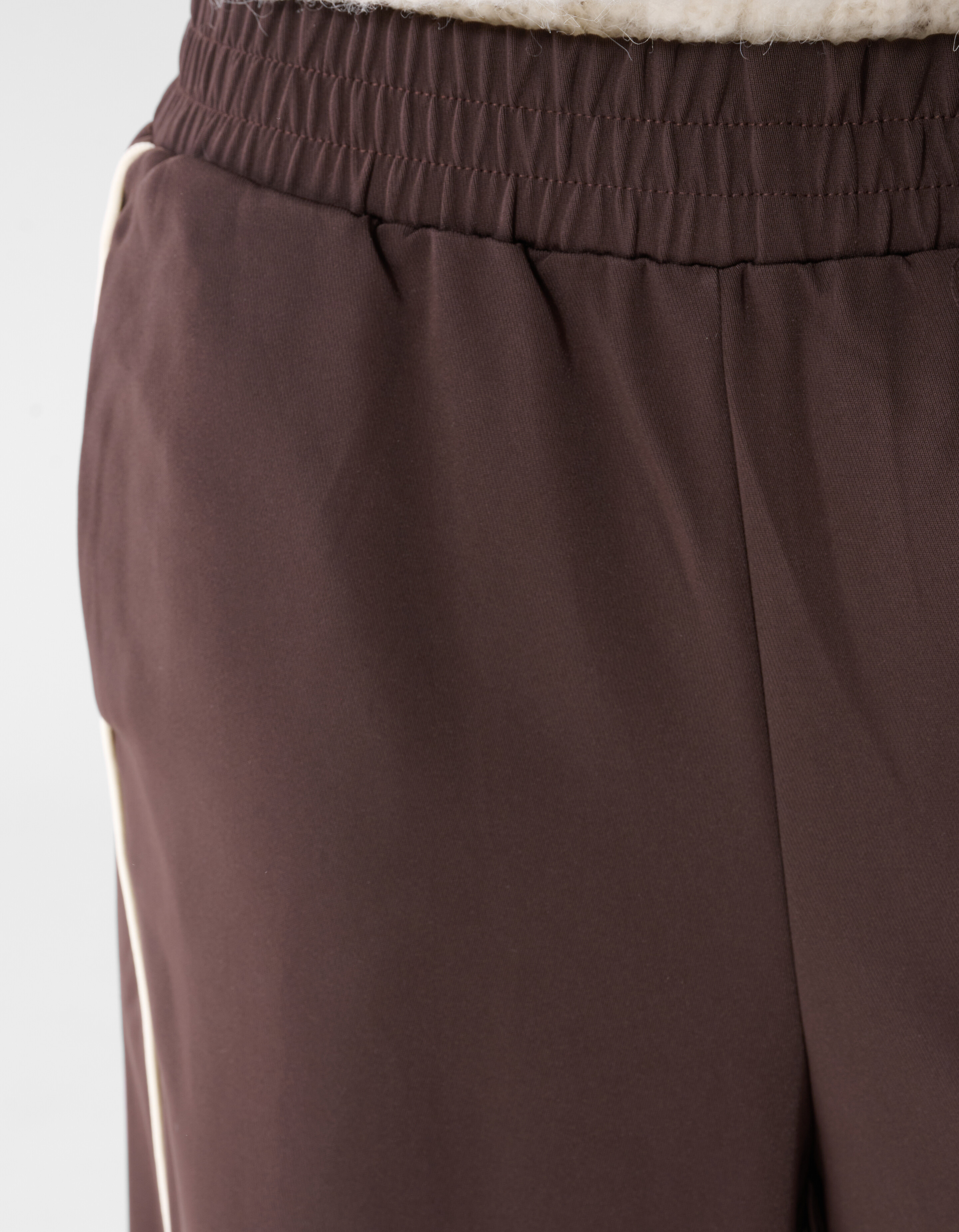 Sporty Piping Wide Leg Fit Hose Dunkelbraun SHOEBY WOMEN