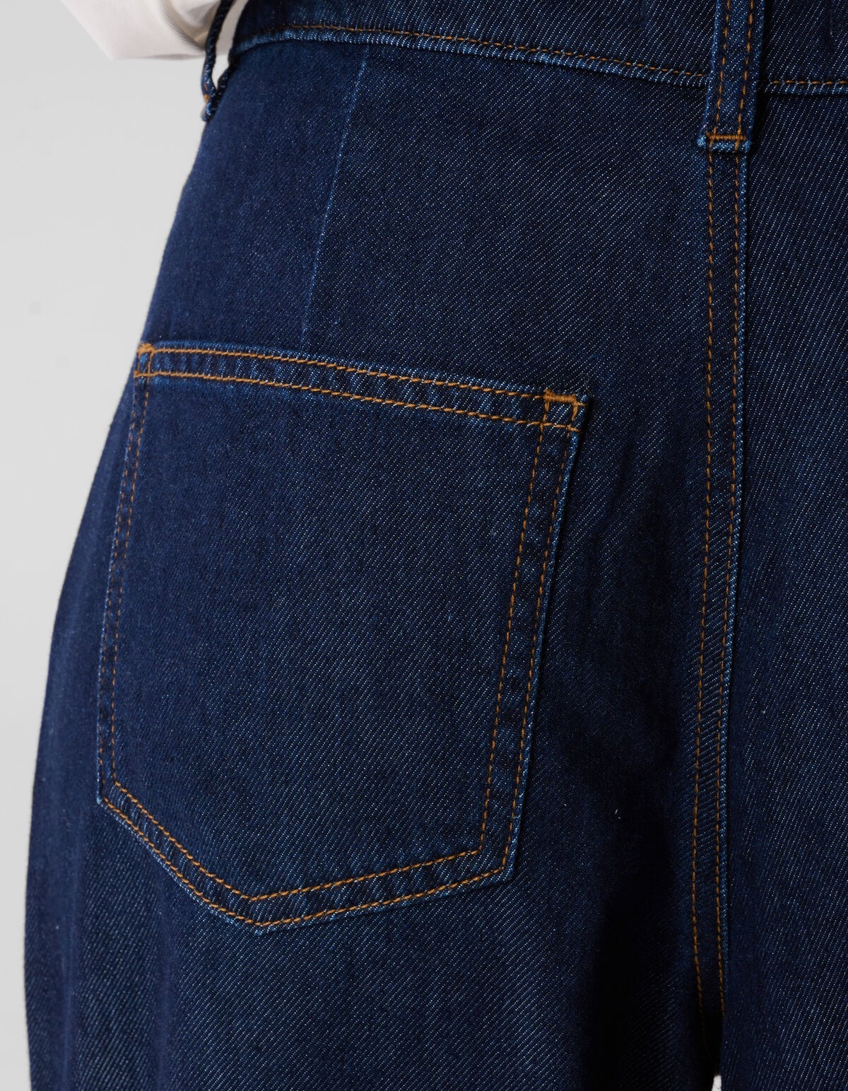 Jeans im Pleated Wide Leg Fit Dunkelblau SHOEBY WOMEN